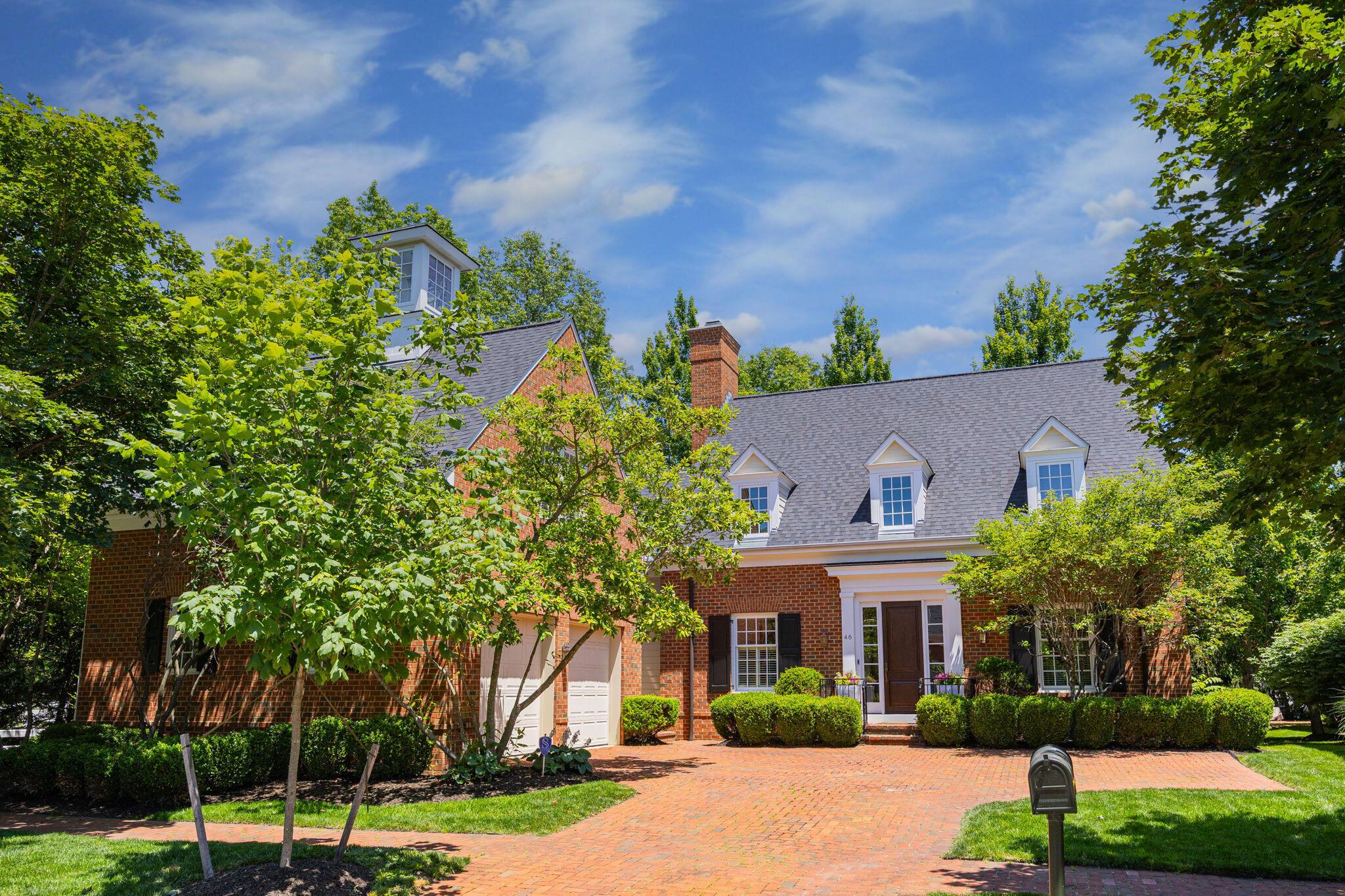 46 Pickett Place