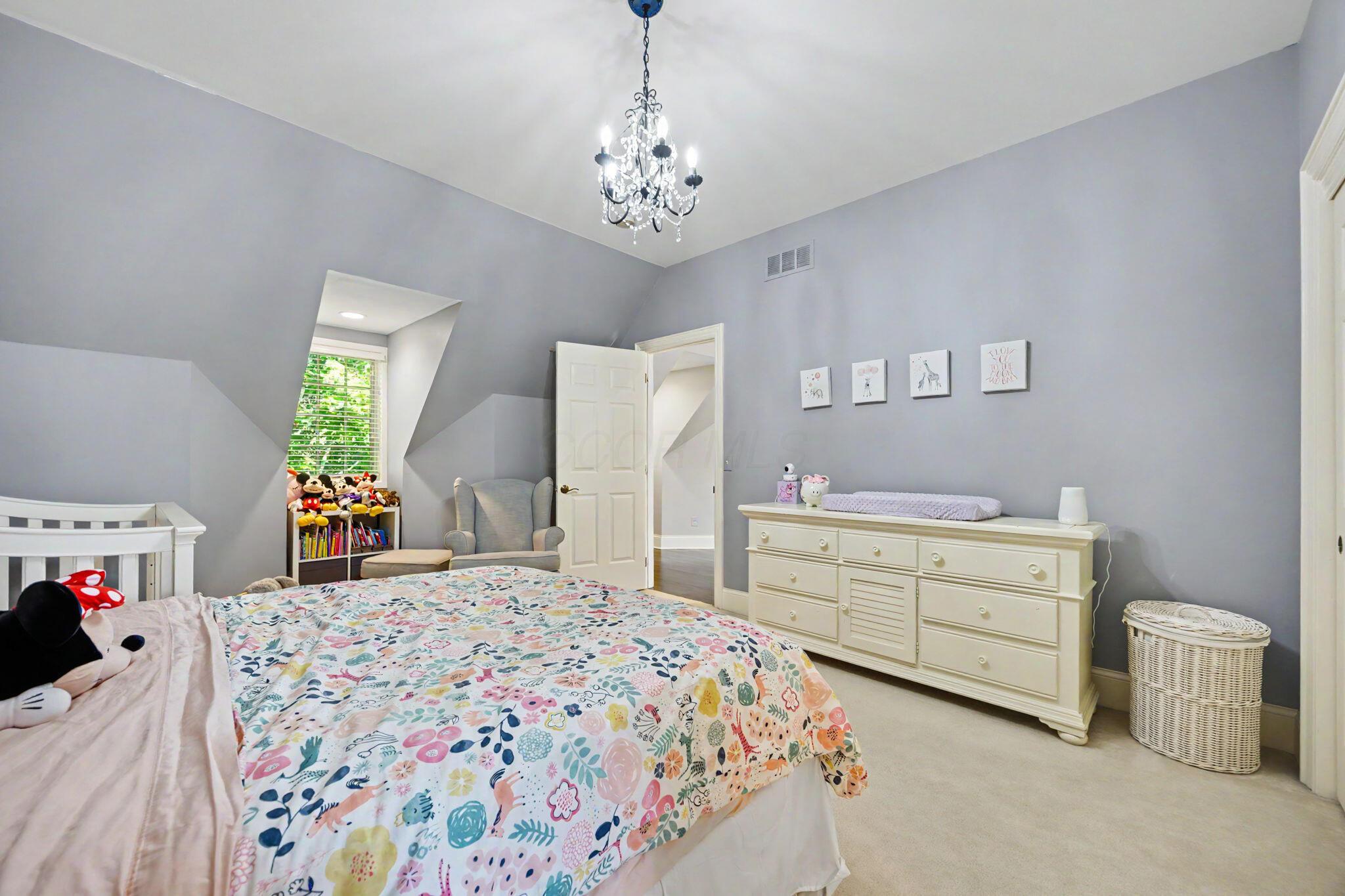 46 Pickett Place