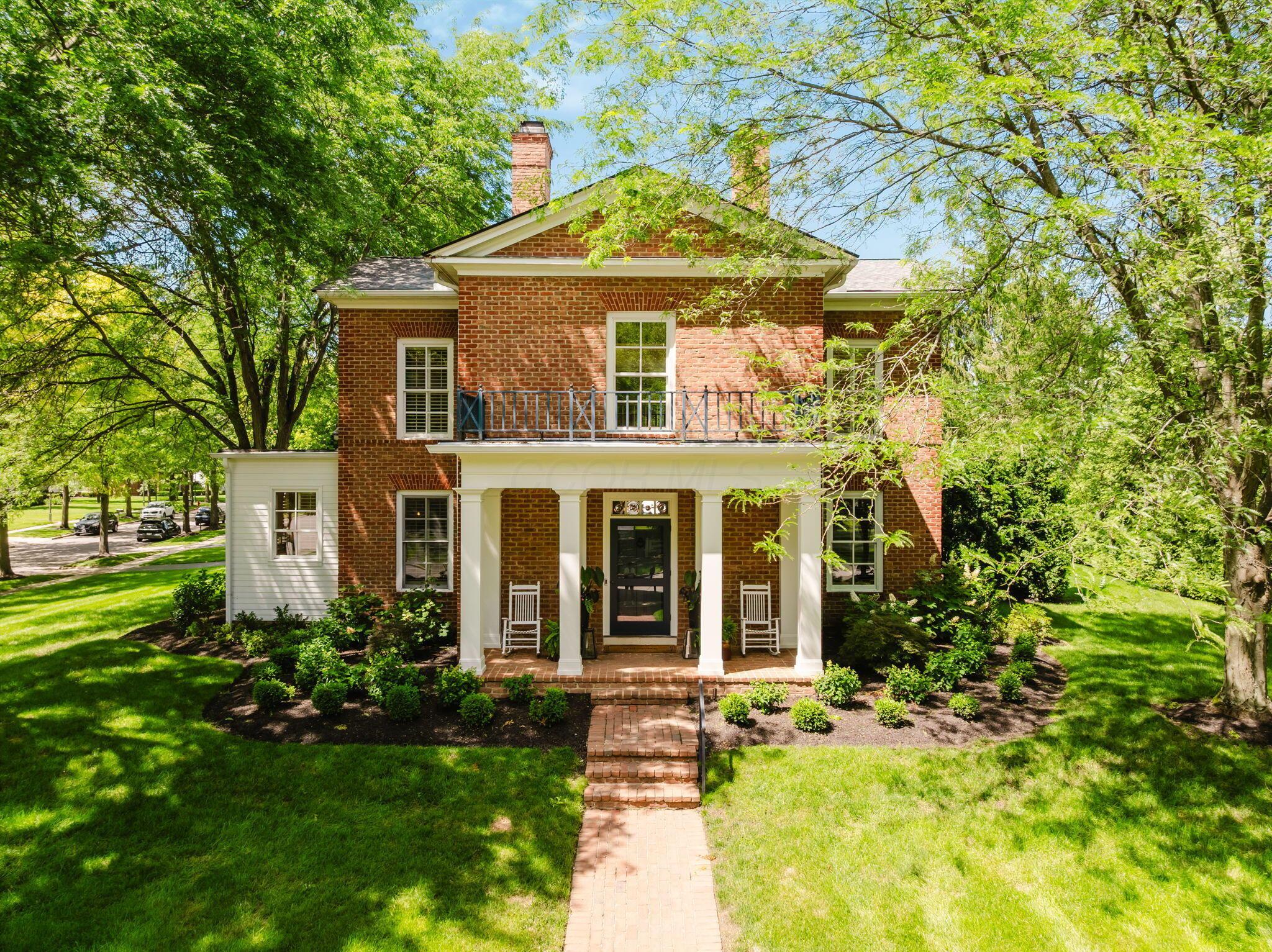 7376 James River Road