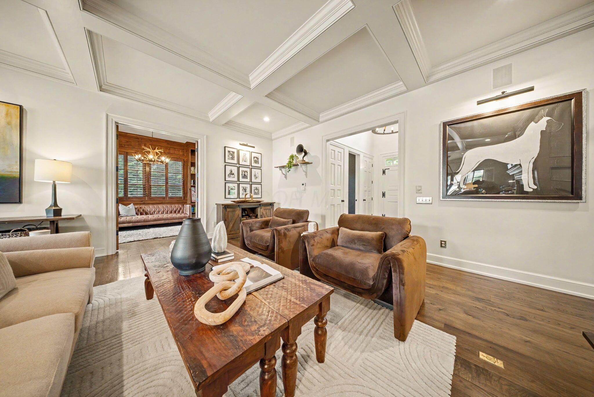 7376 James River Road