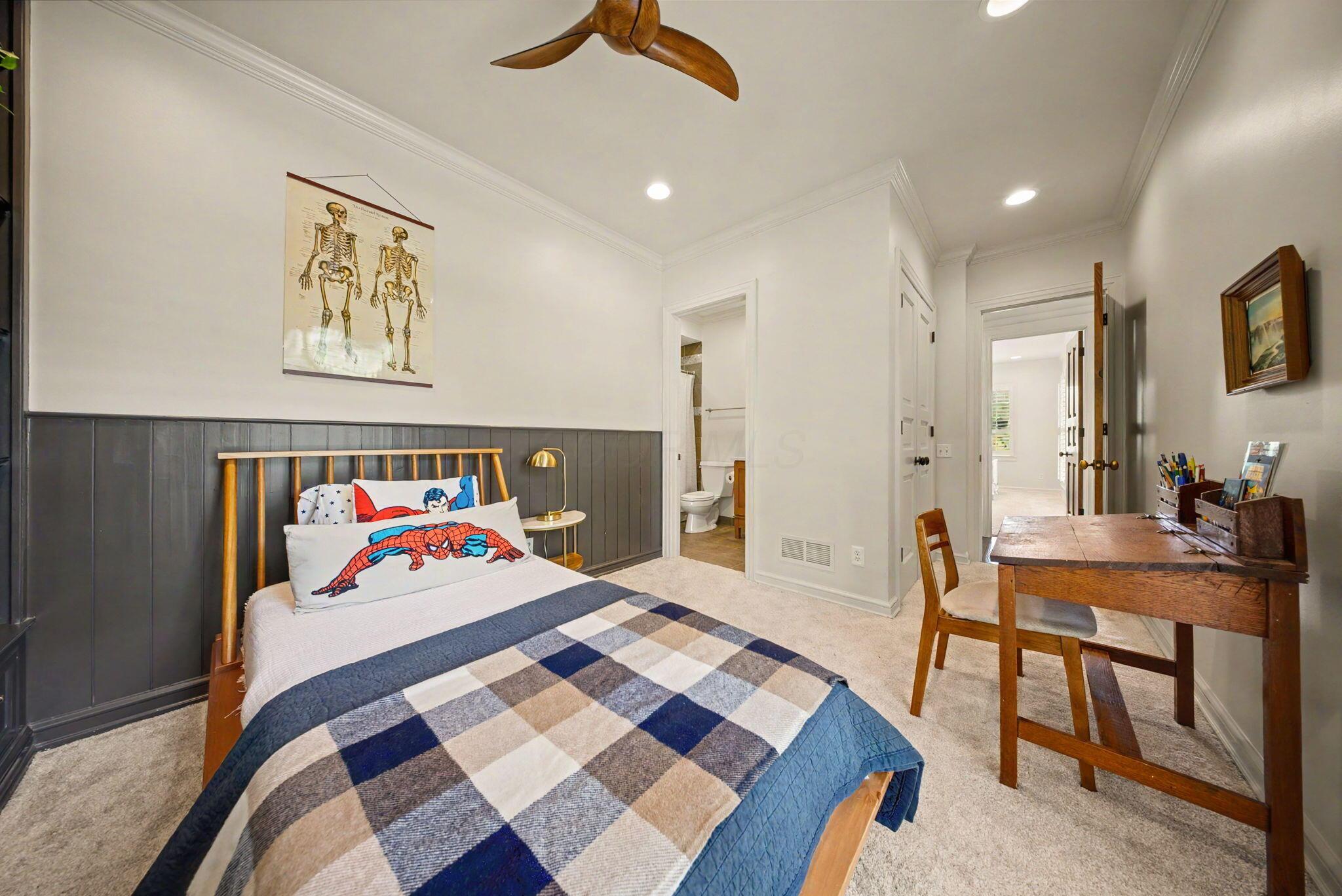7376 James River Road