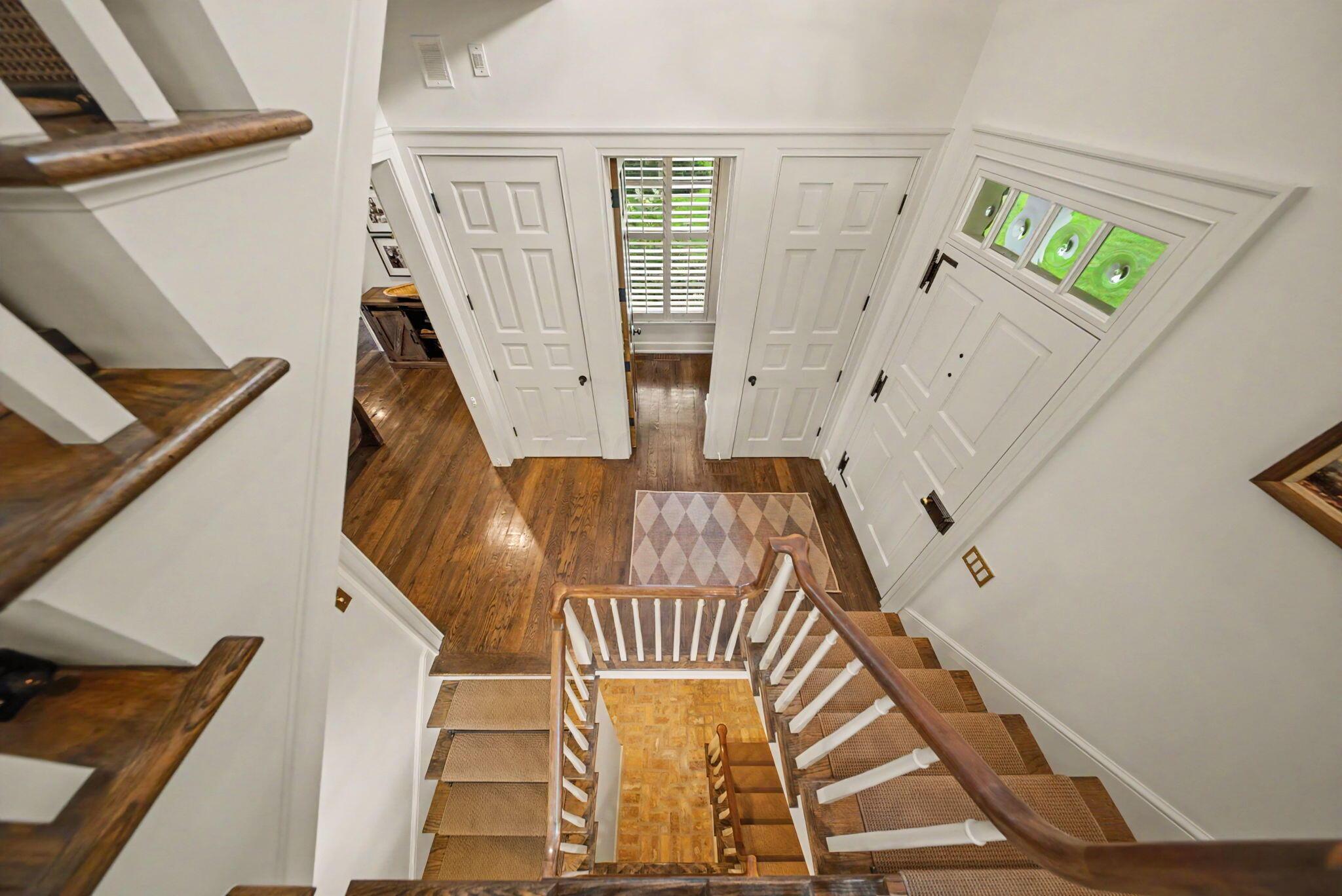 7376 James River Road