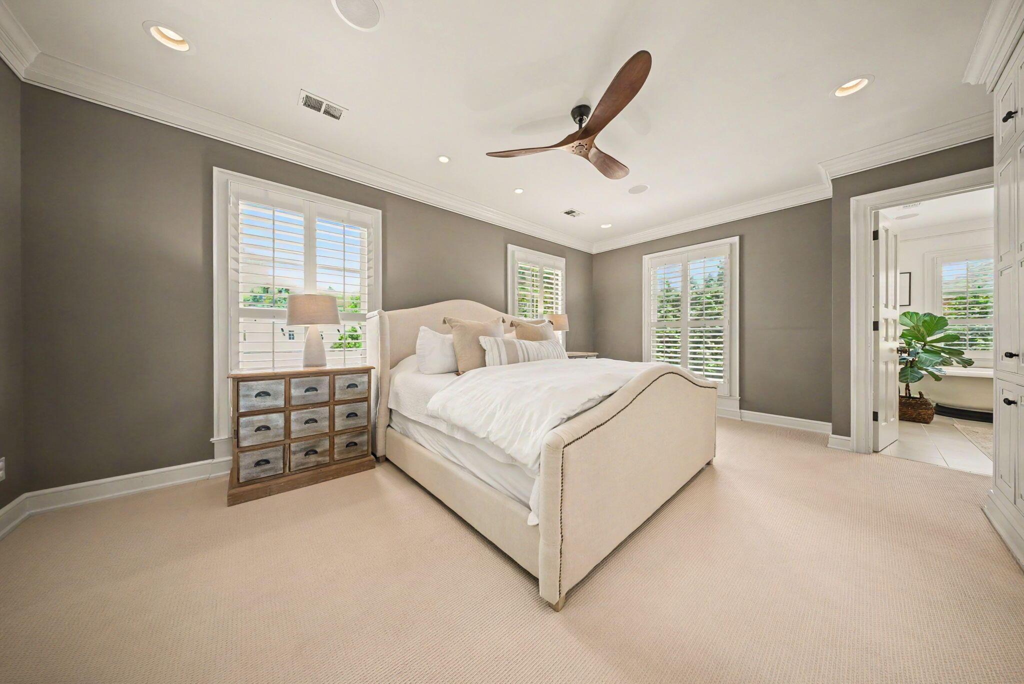 7376 James River Road