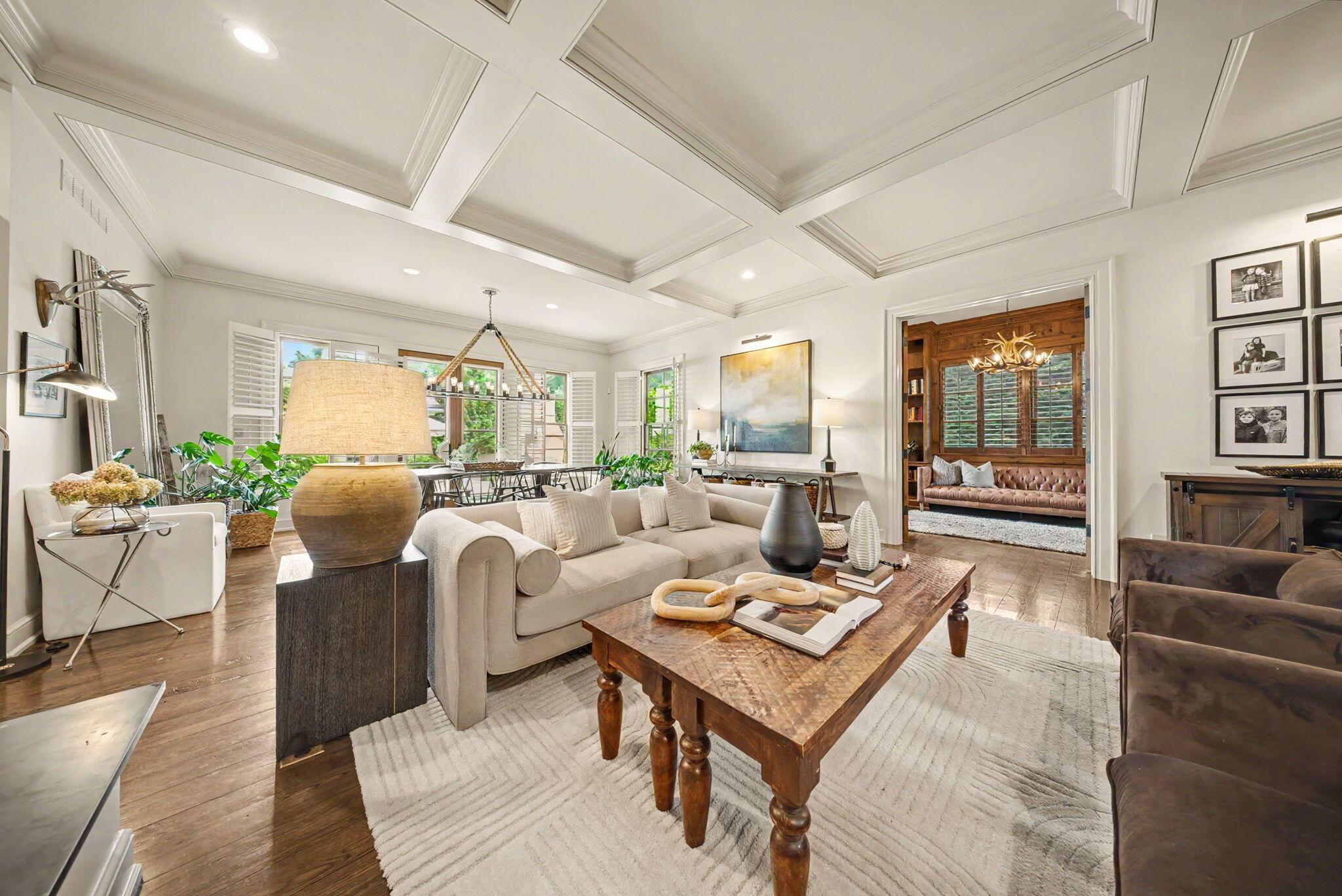 7376 James River Road