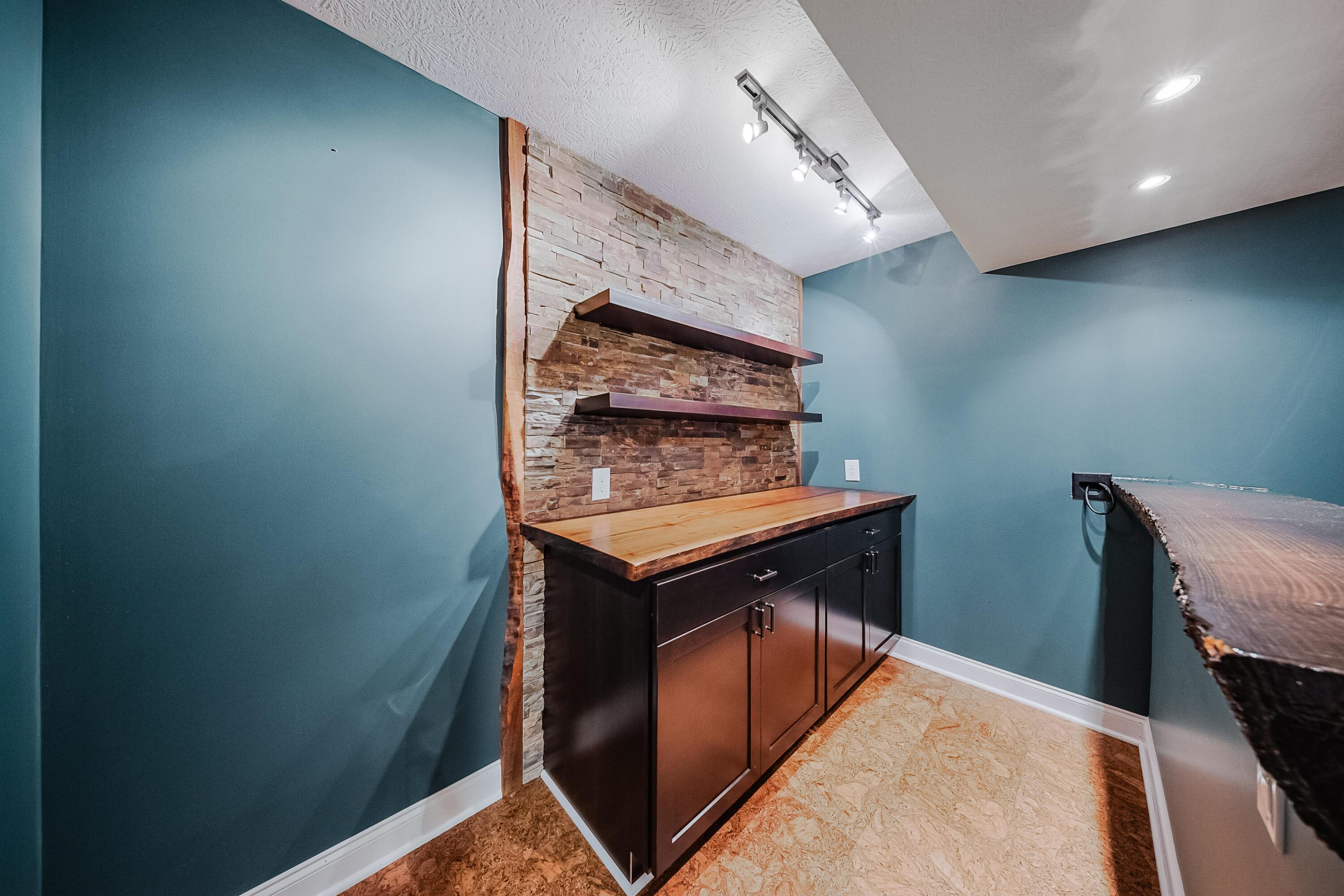 5897 Tarrycrest Drive