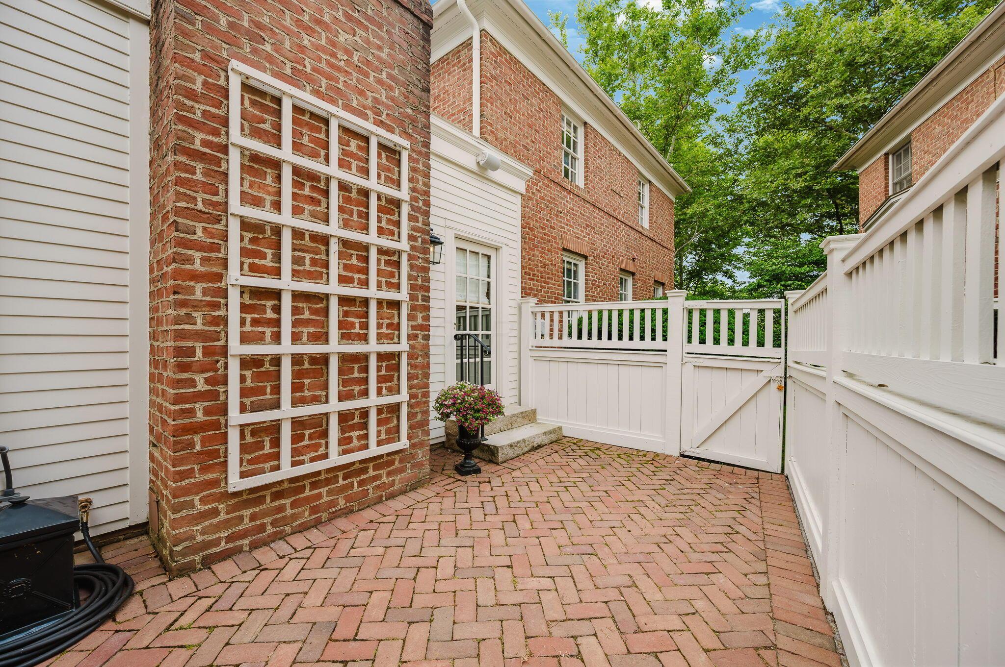 4514 Ashton Green
