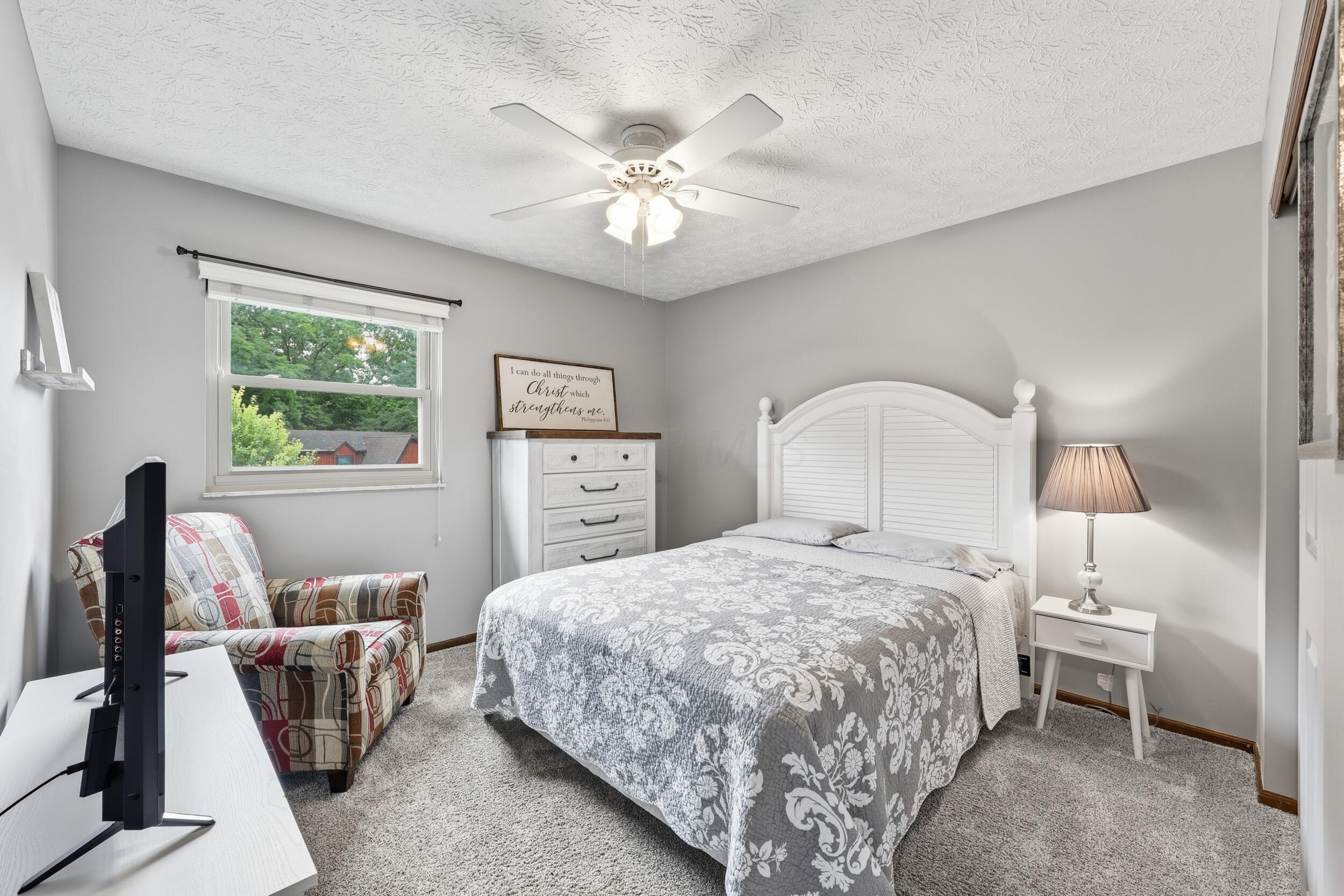 2949 Heatherleaf Way