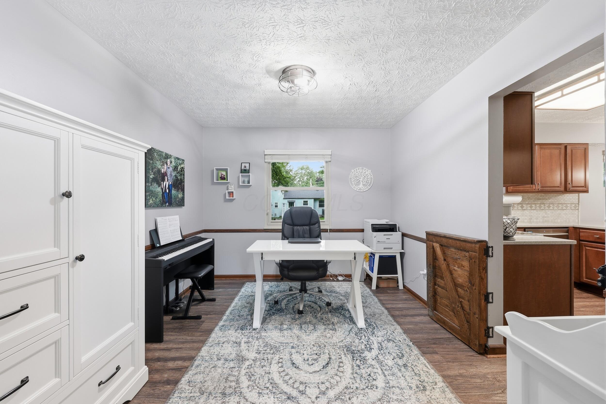2949 Heatherleaf Way