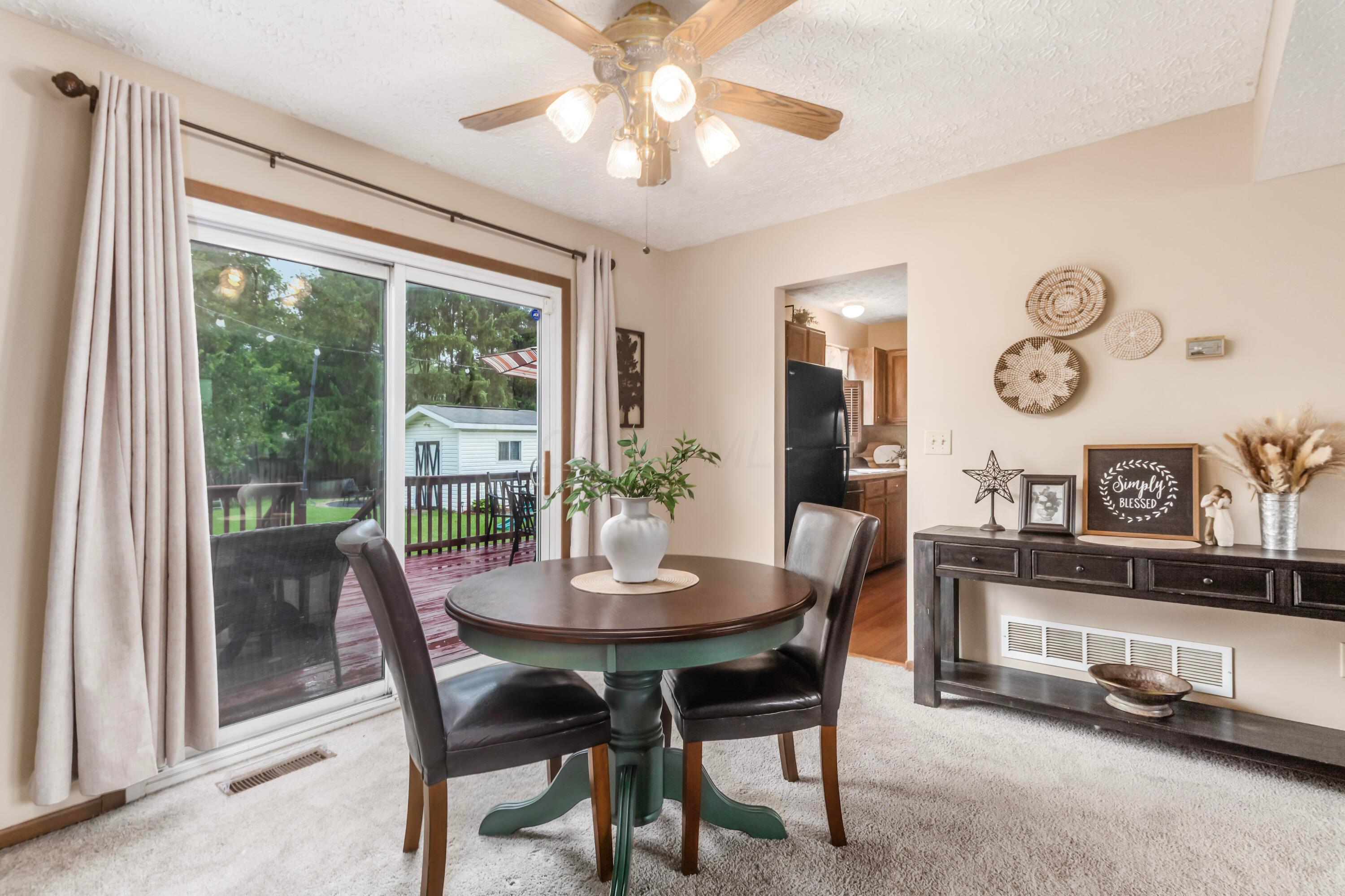 5912 Buechler Bend