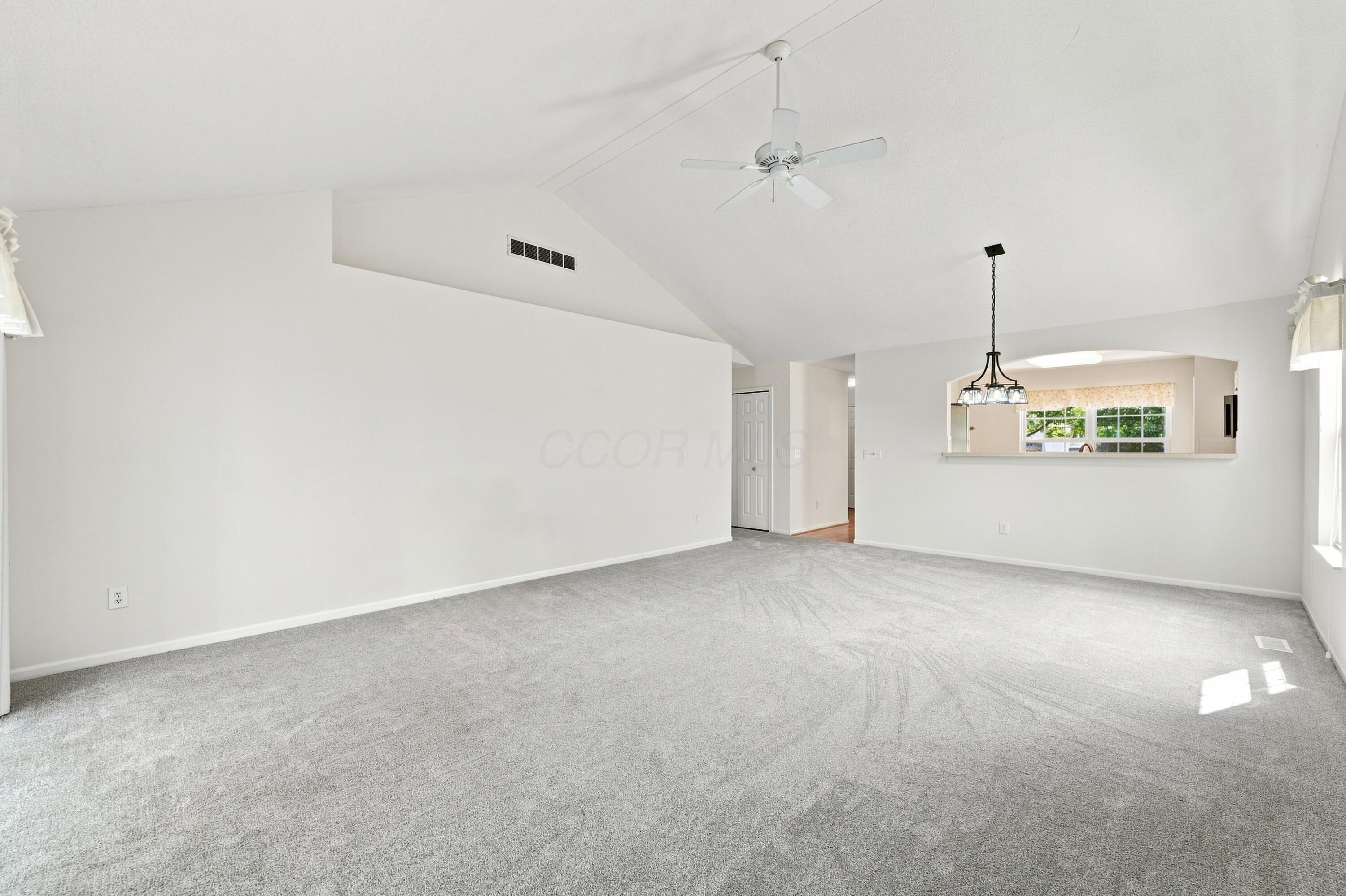 507 Straiton Square