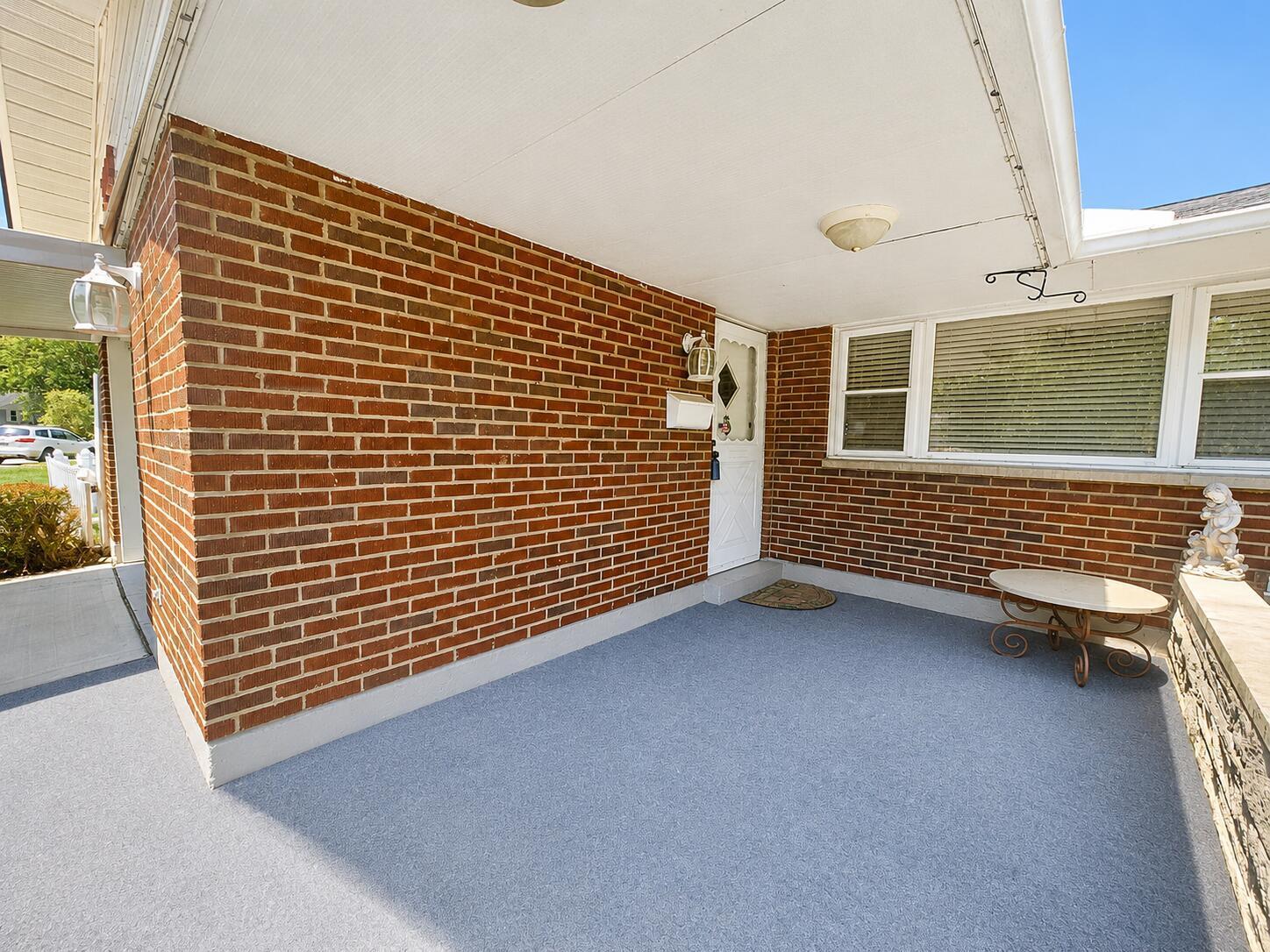3700 Santiago Drive