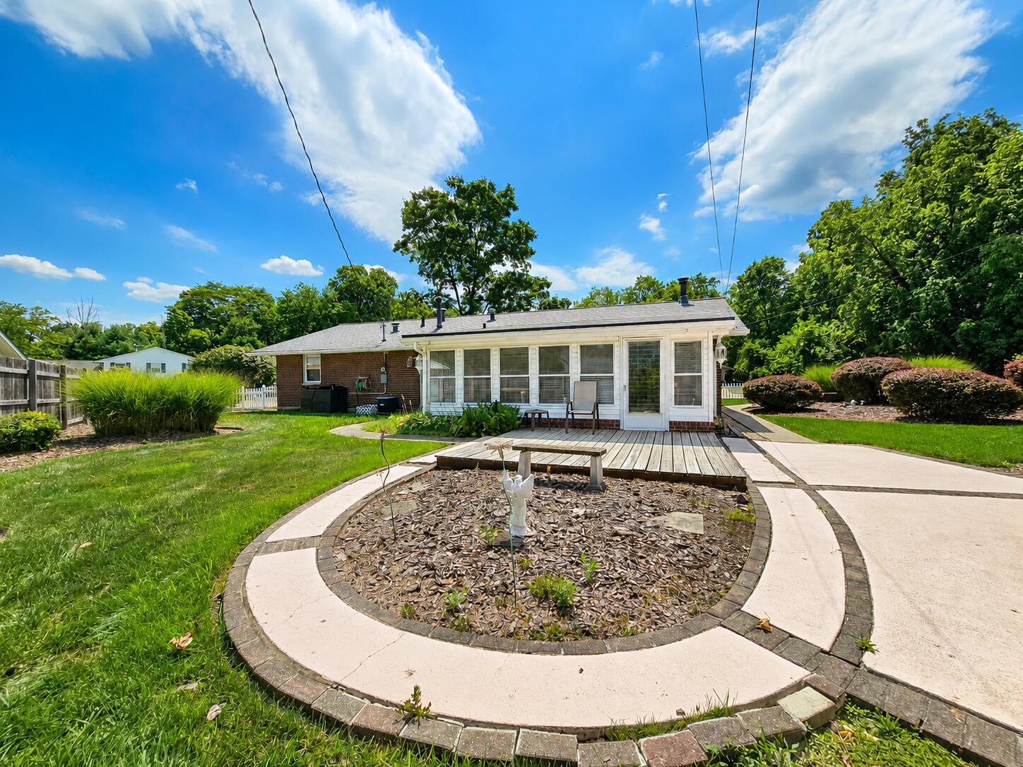 3700 Santiago Drive