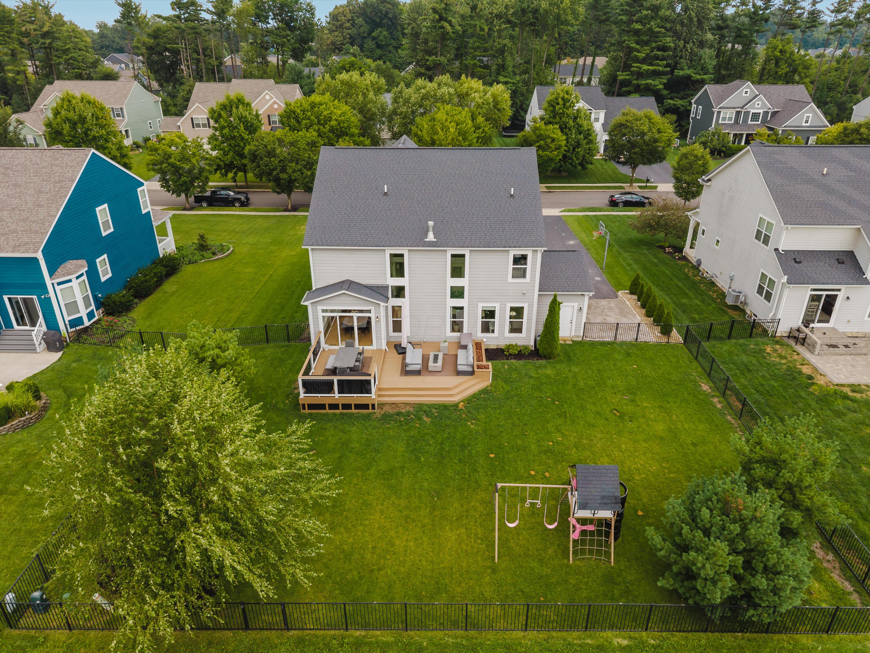 7442 Broxton Lane