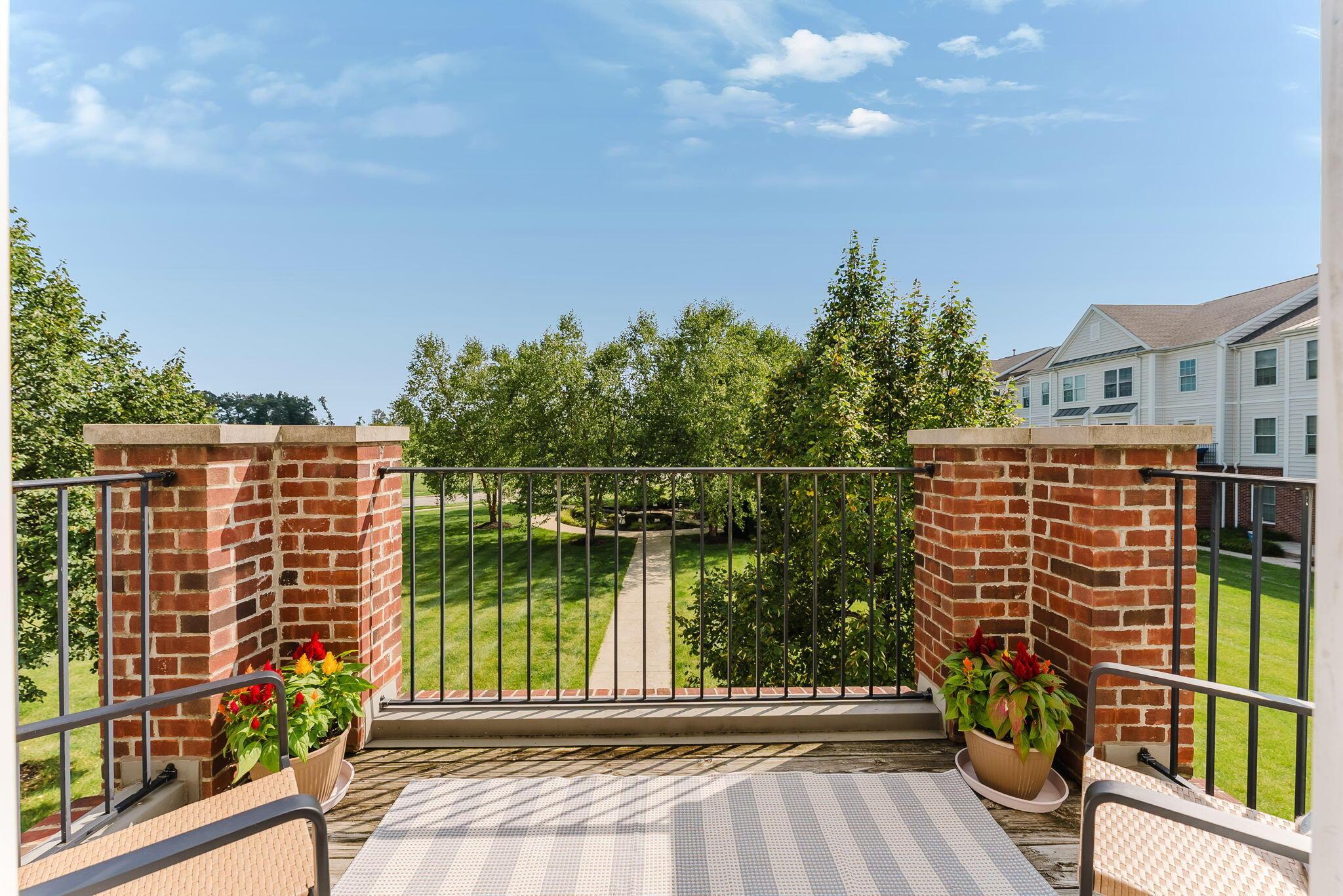 5992 Woodshire Drive, 102