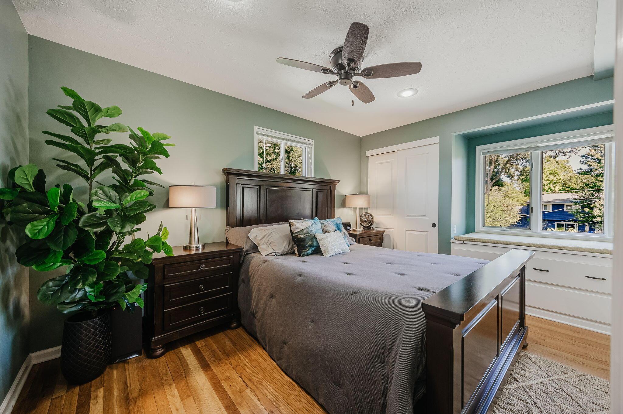 438 Electric Avenue