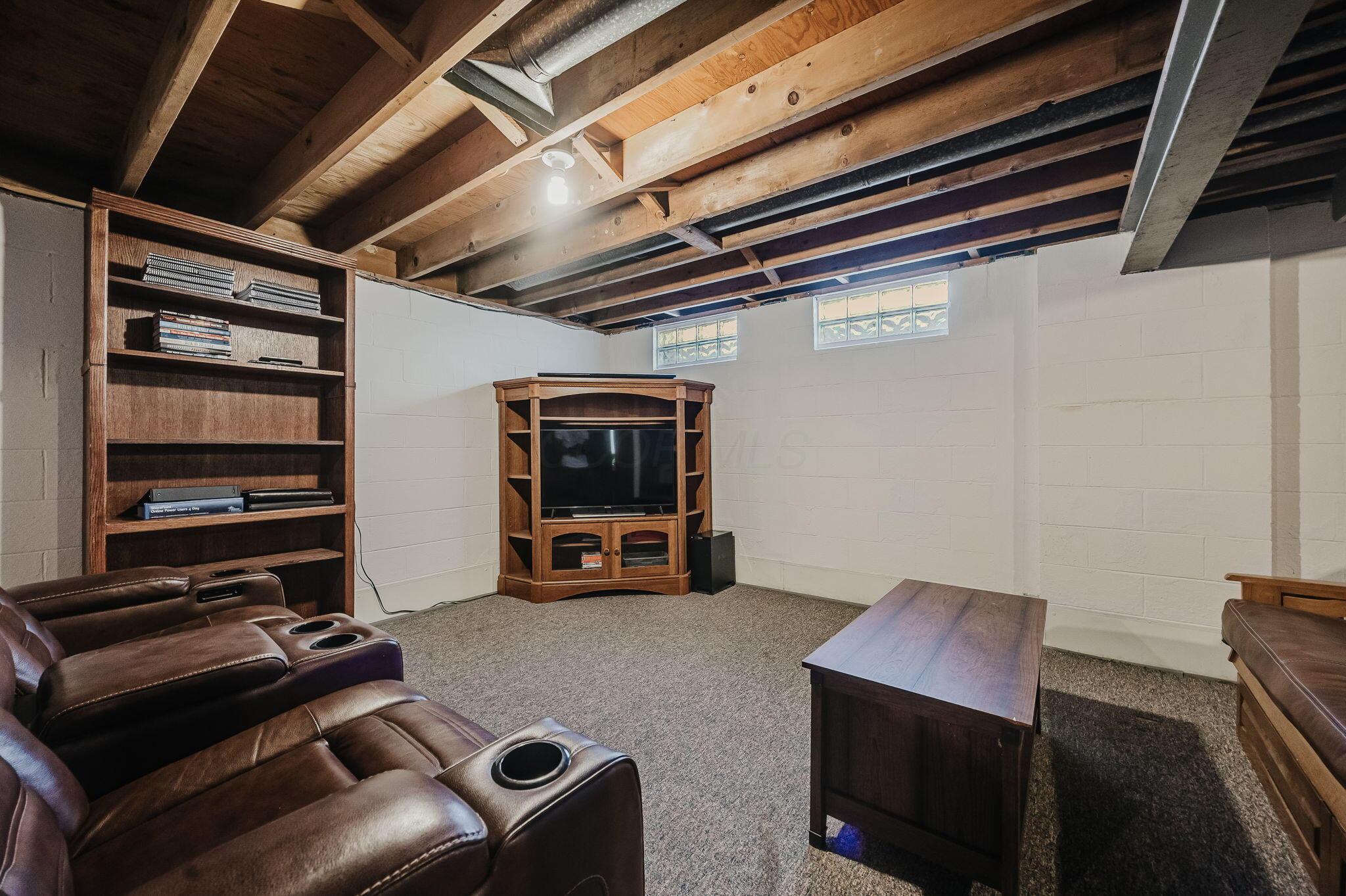 438 Electric Avenue
