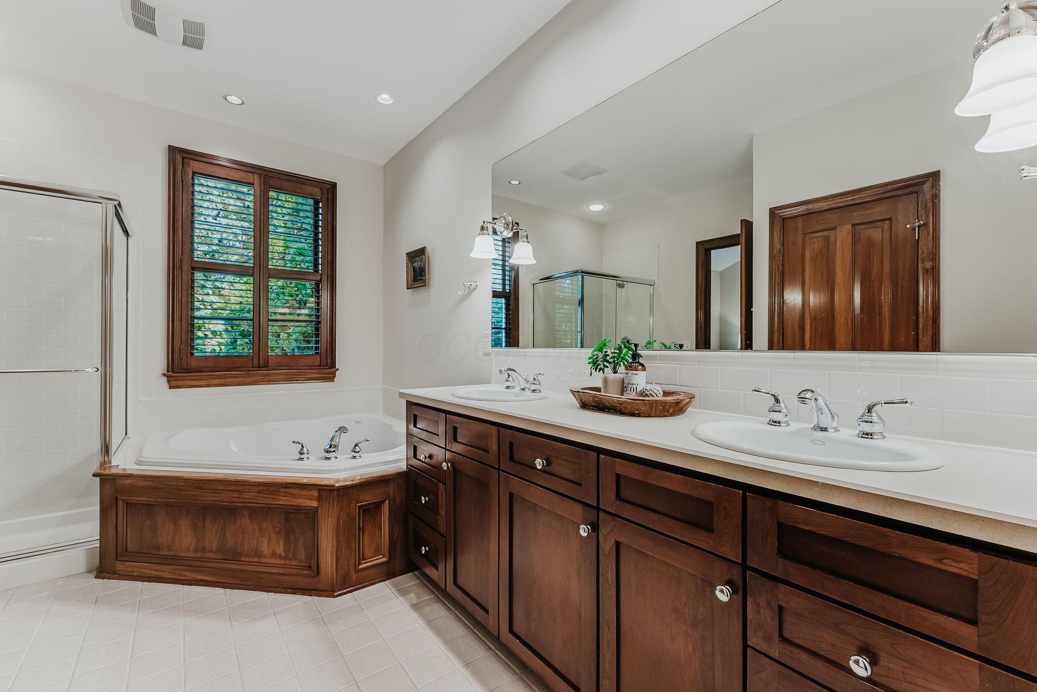 1375 White Oak Lane