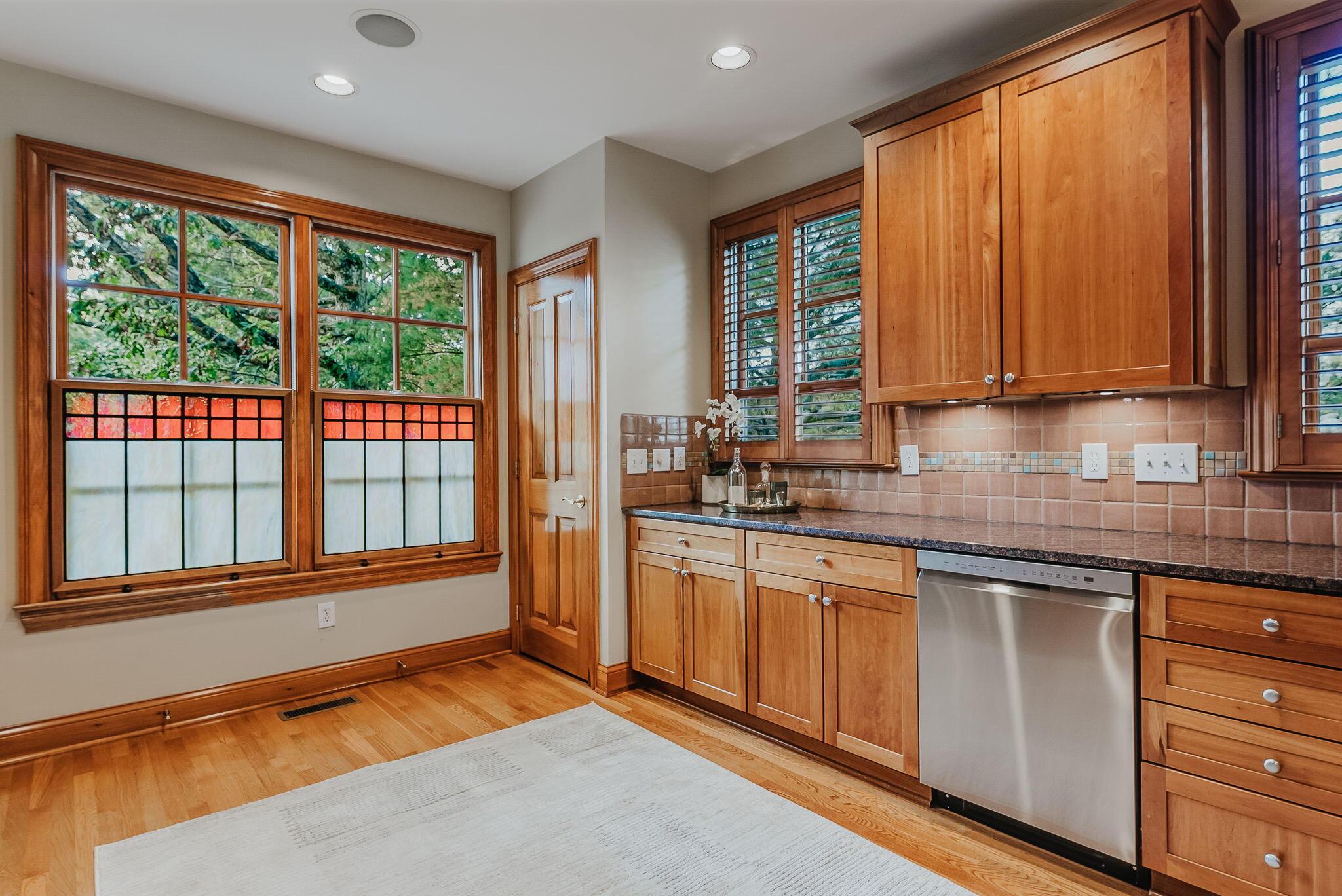 1375 White Oak Lane