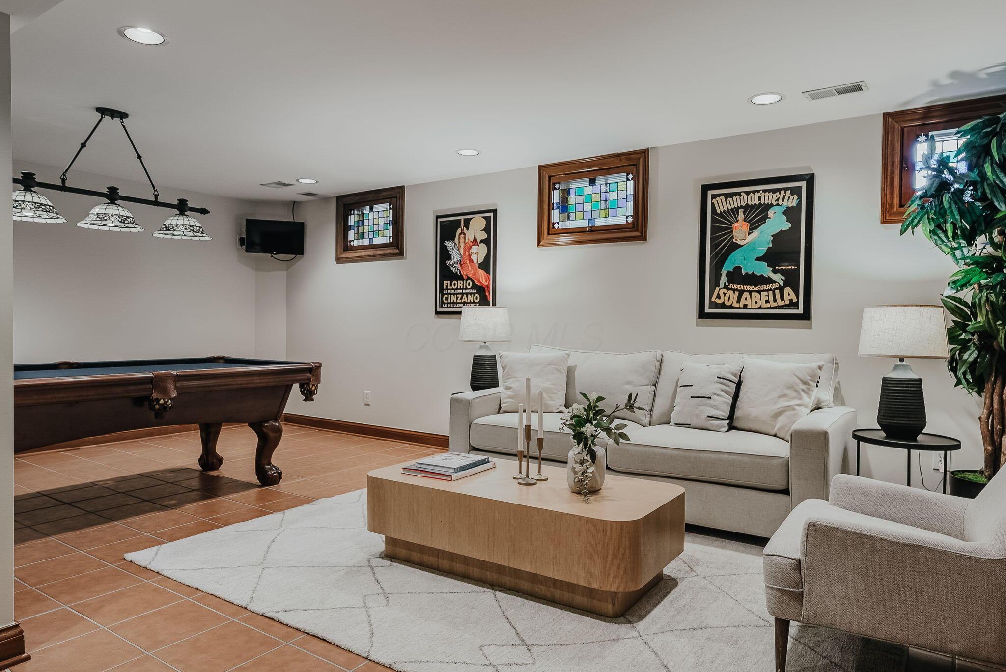 1375 White Oak Lane
