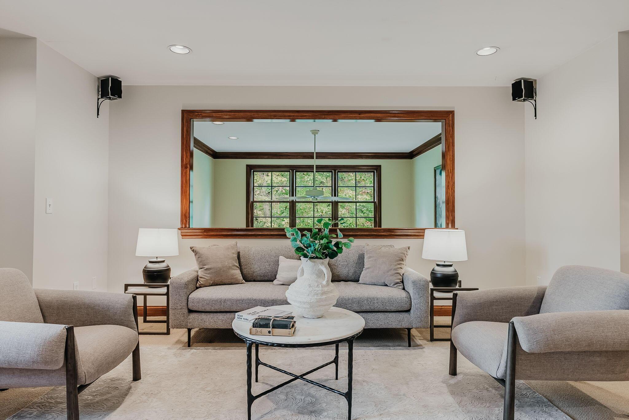 1375 White Oak Lane