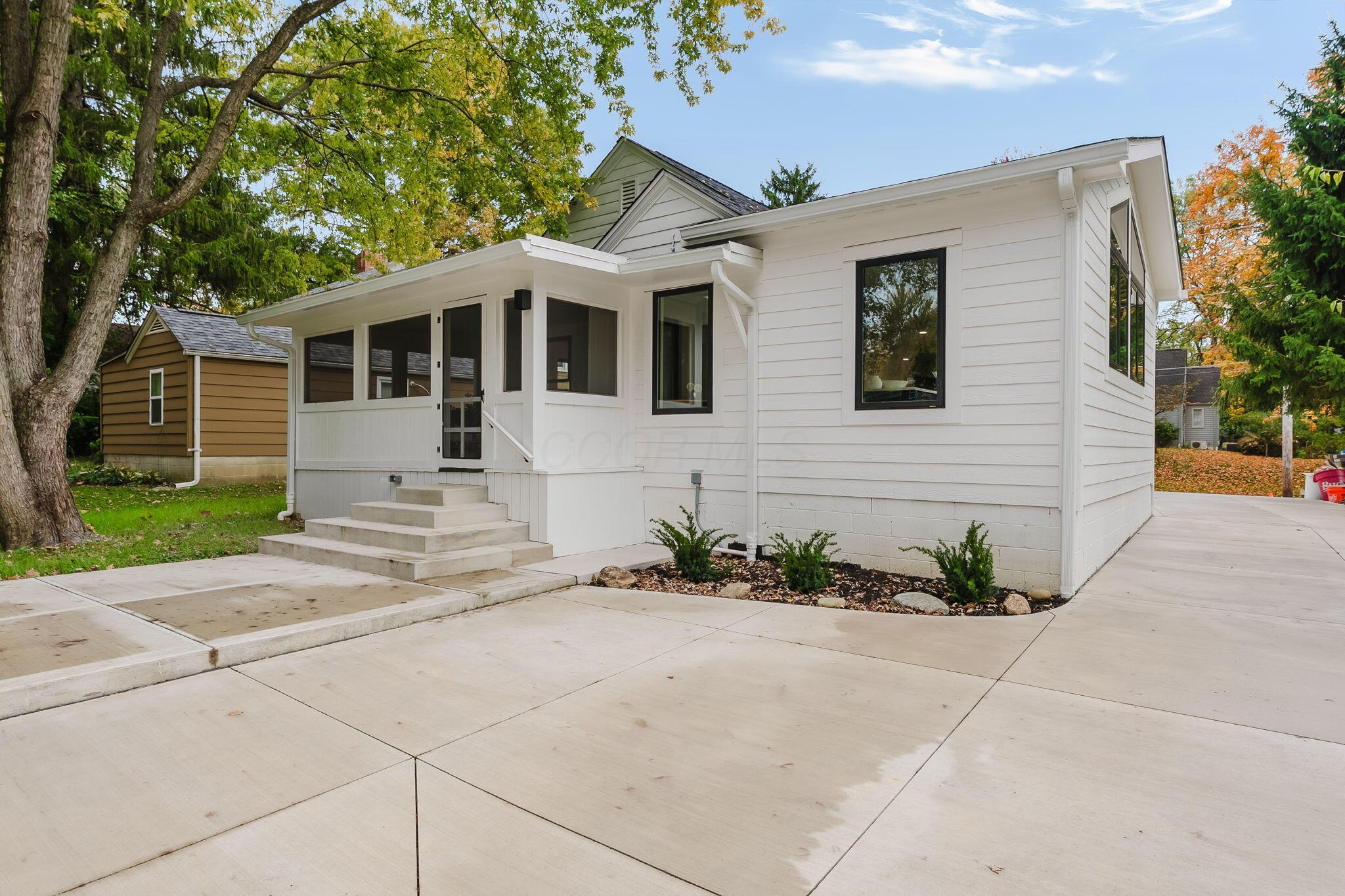 178 Hiawatha Avenue