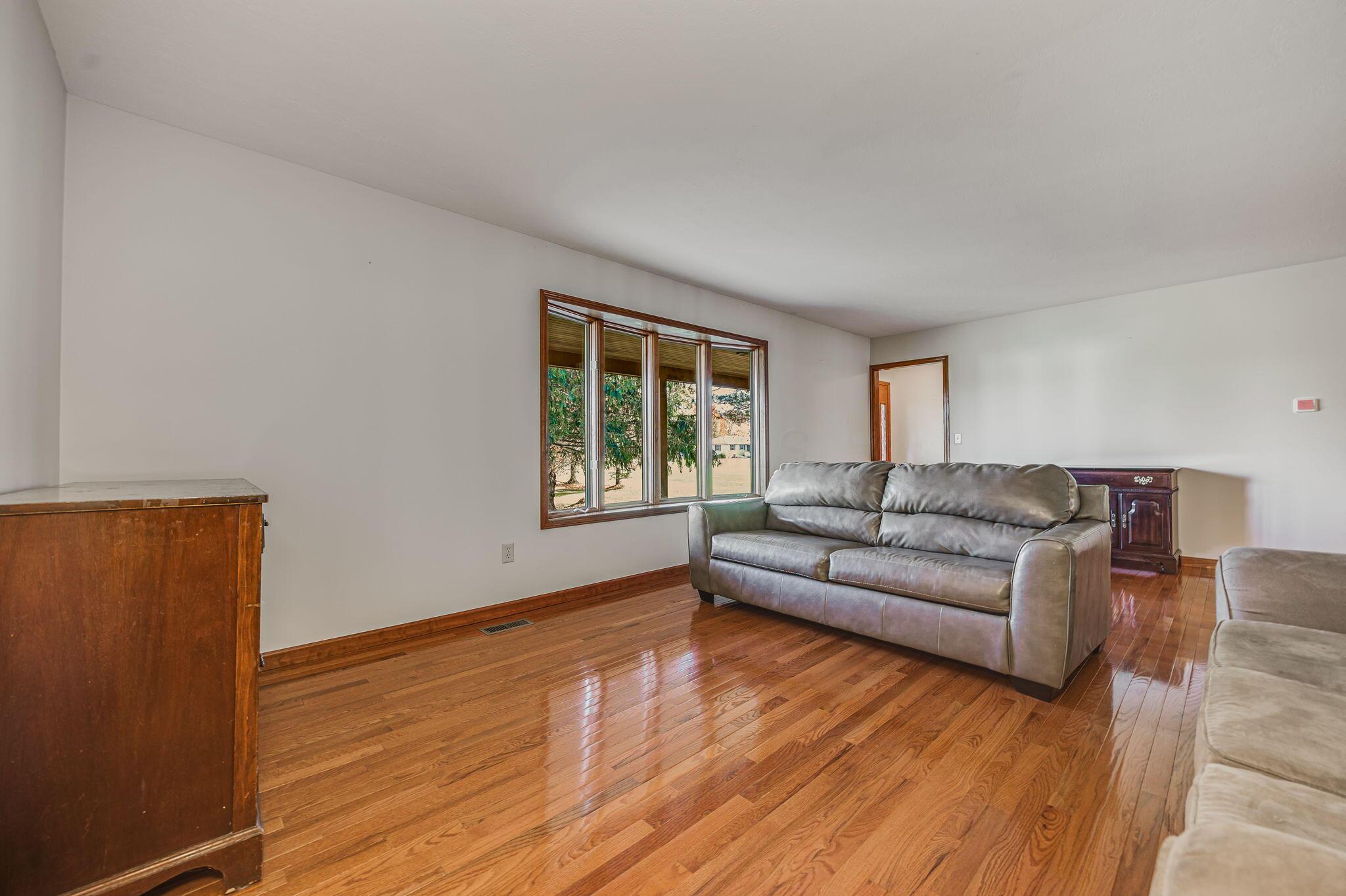 5271 Clover Valley Road NW