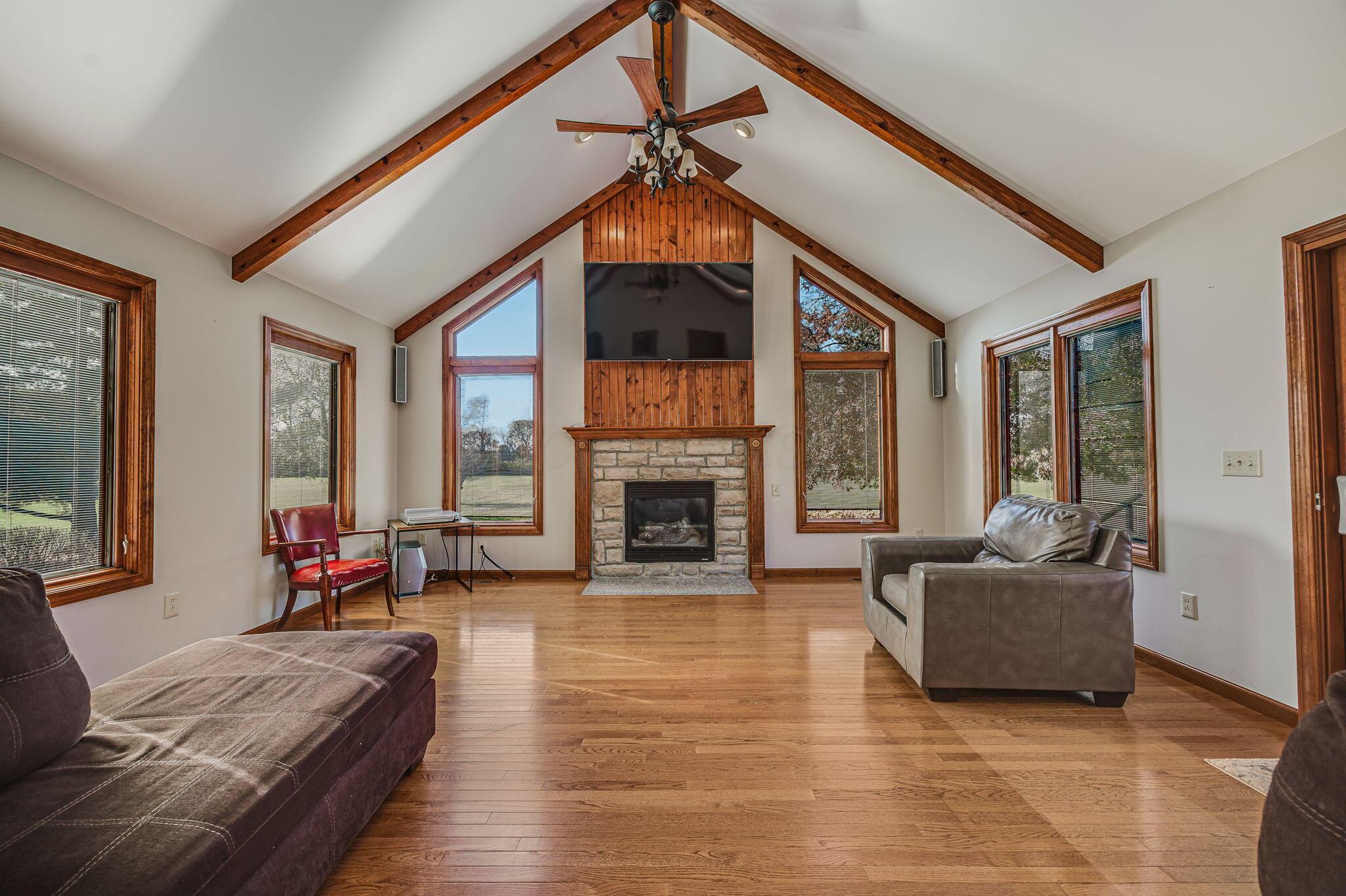 5271 Clover Valley Road NW