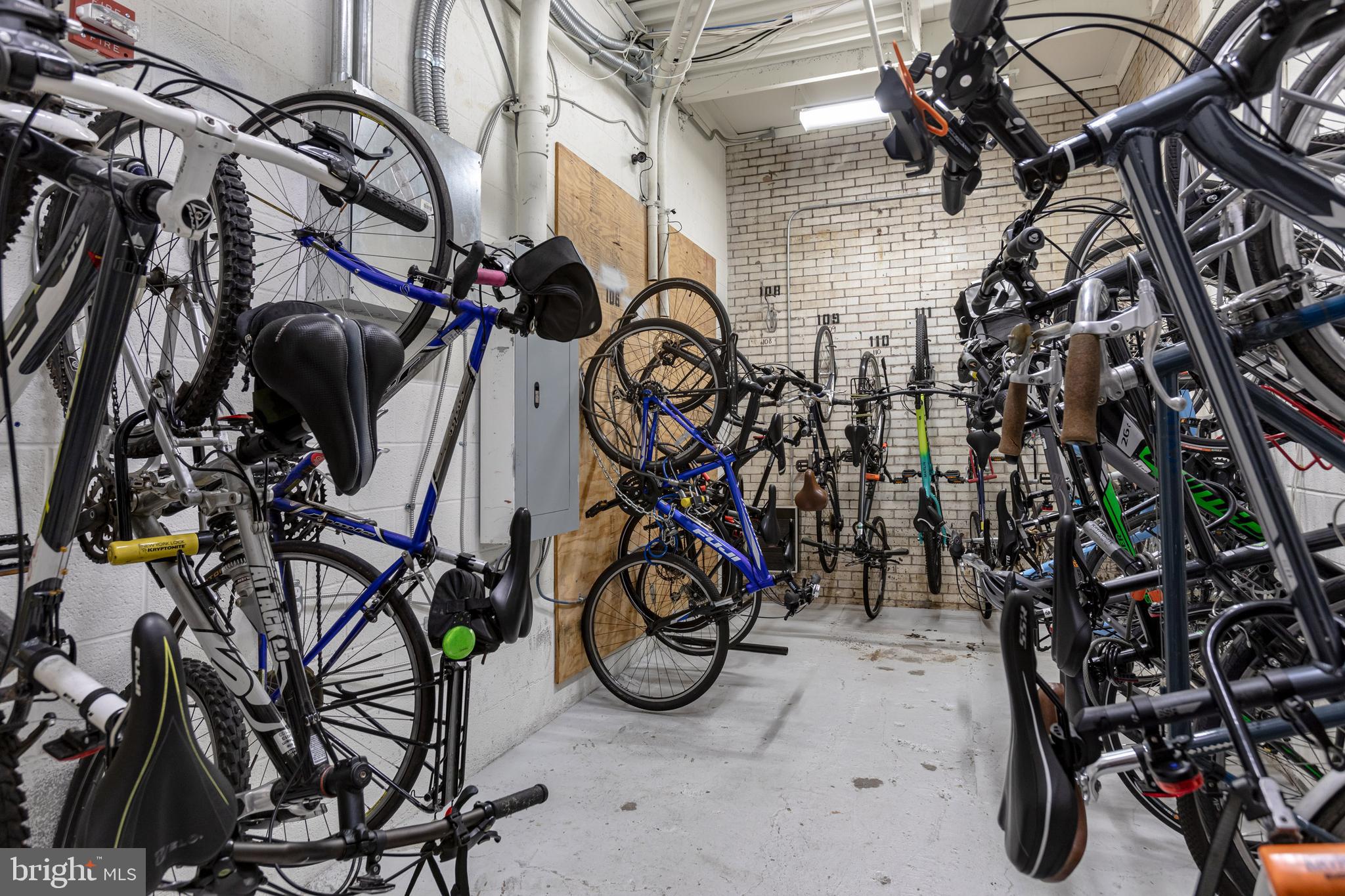 437 New York Ave NW #909