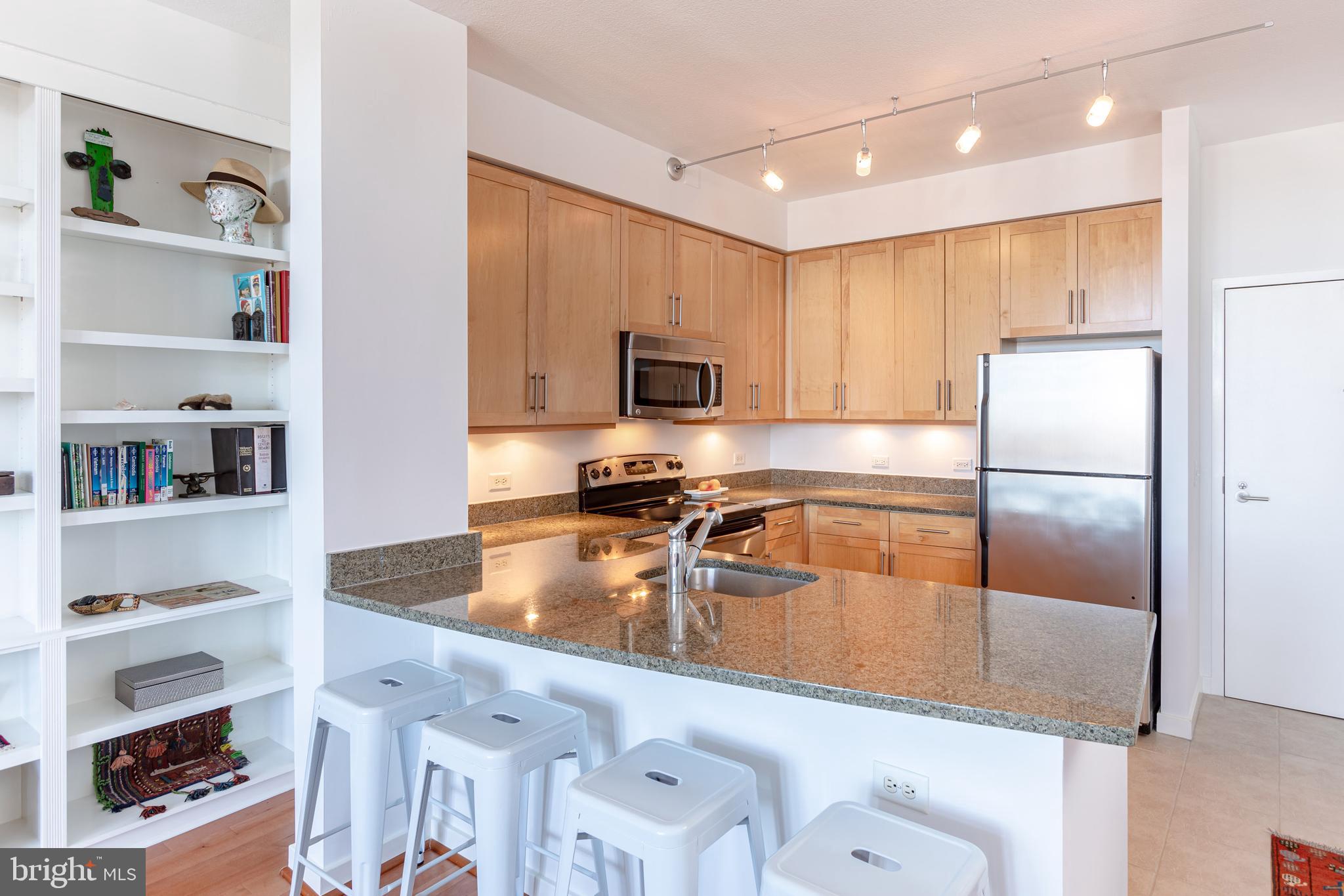 437 New York Ave NW #909