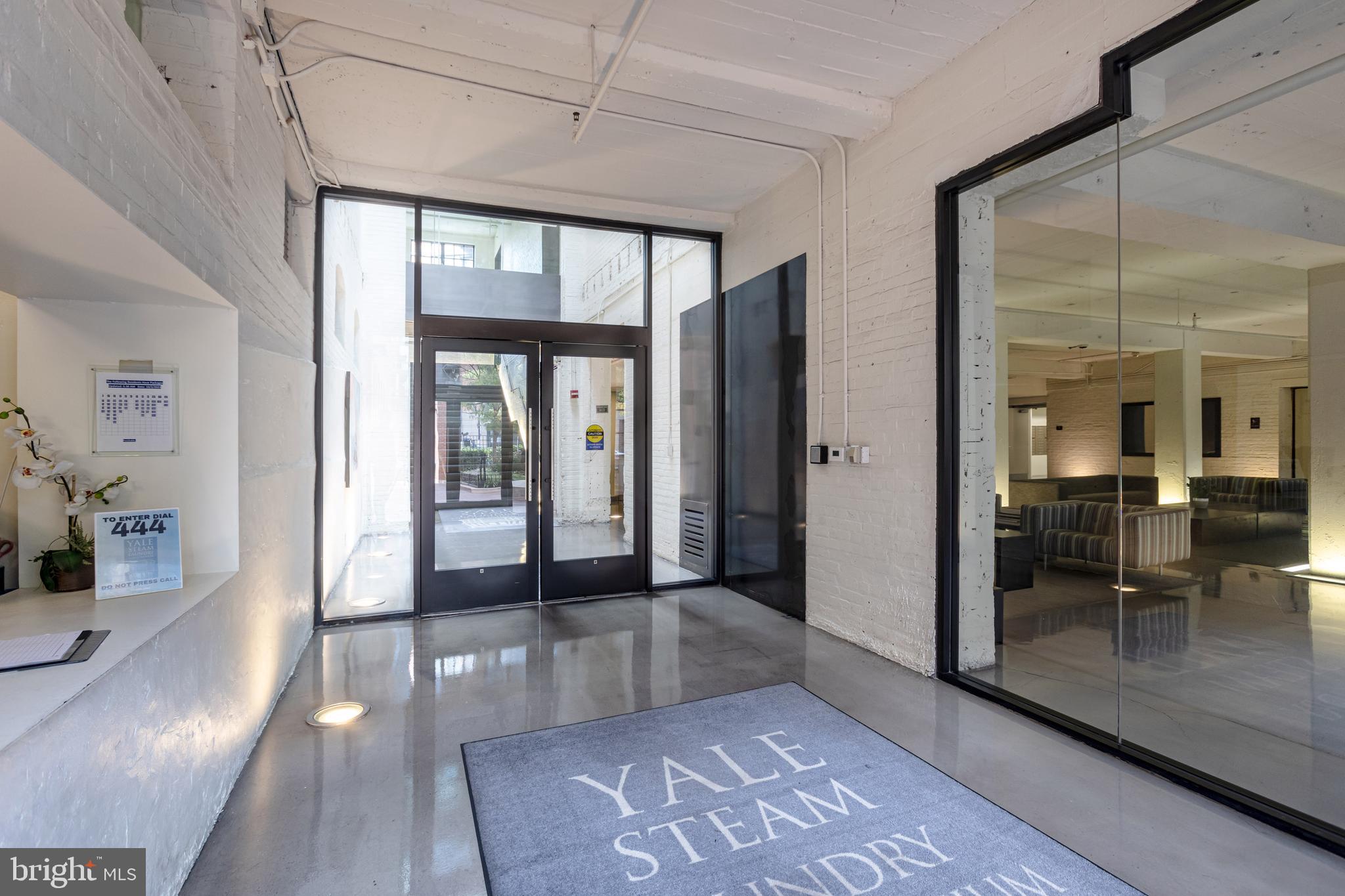 437 New York Ave NW #909