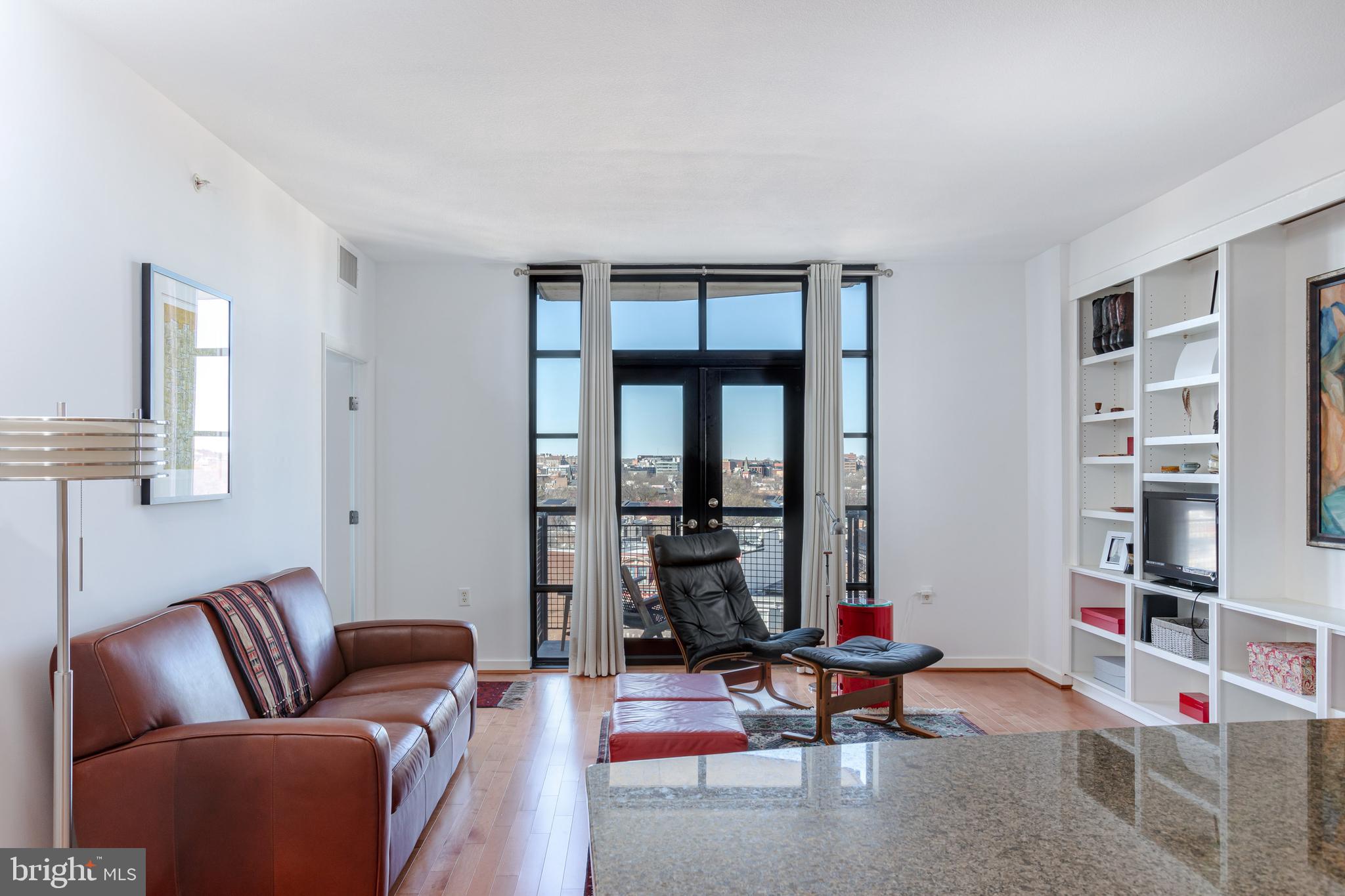 437 New York Ave NW #909