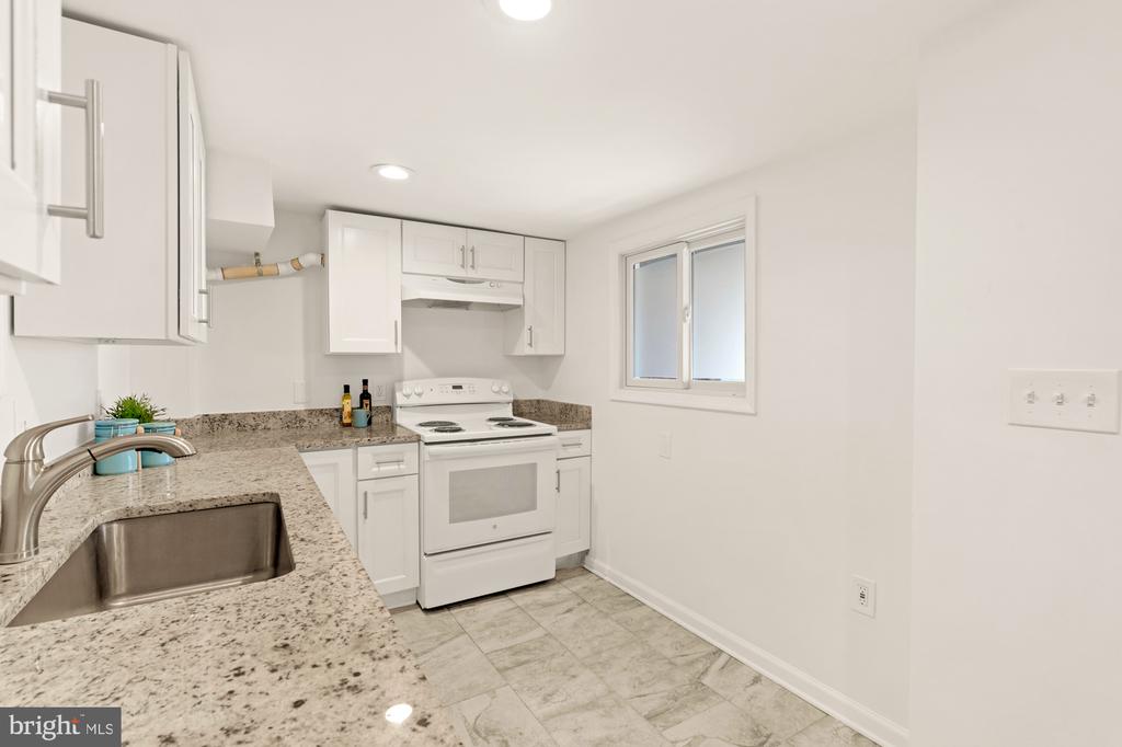 312 Upshur St NW