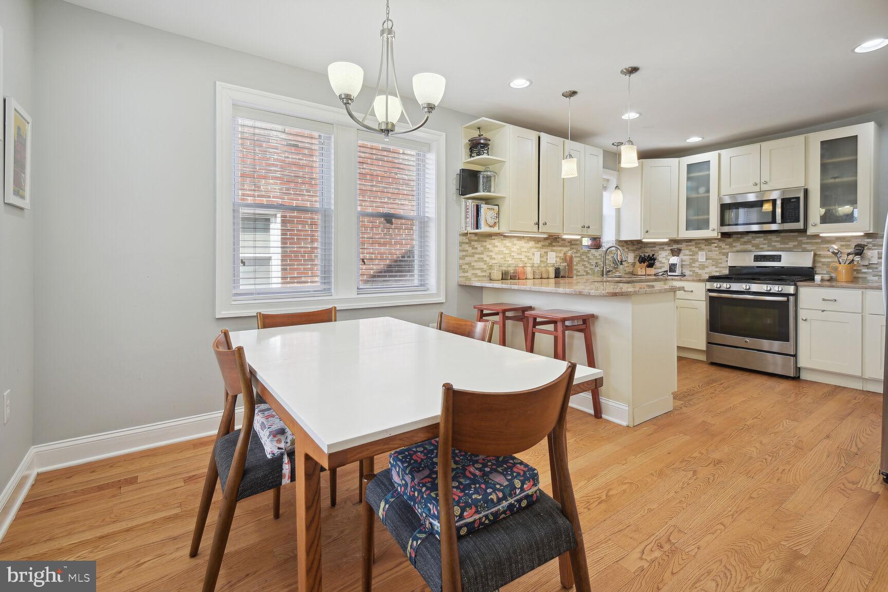 1247 Underwood St NW