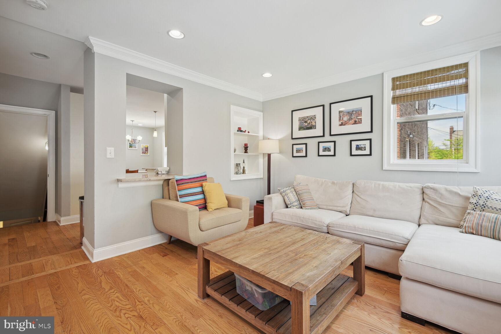 1247 Underwood St NW