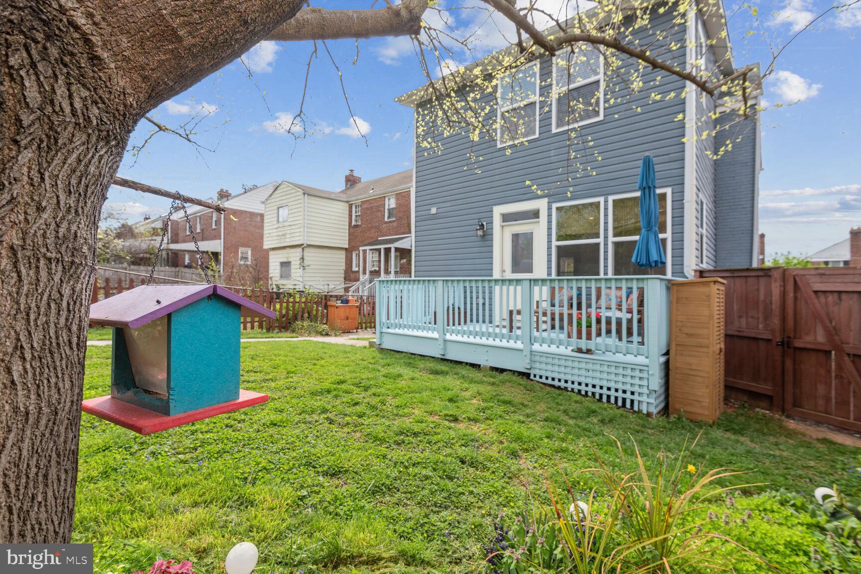 1247 Underwood St NW