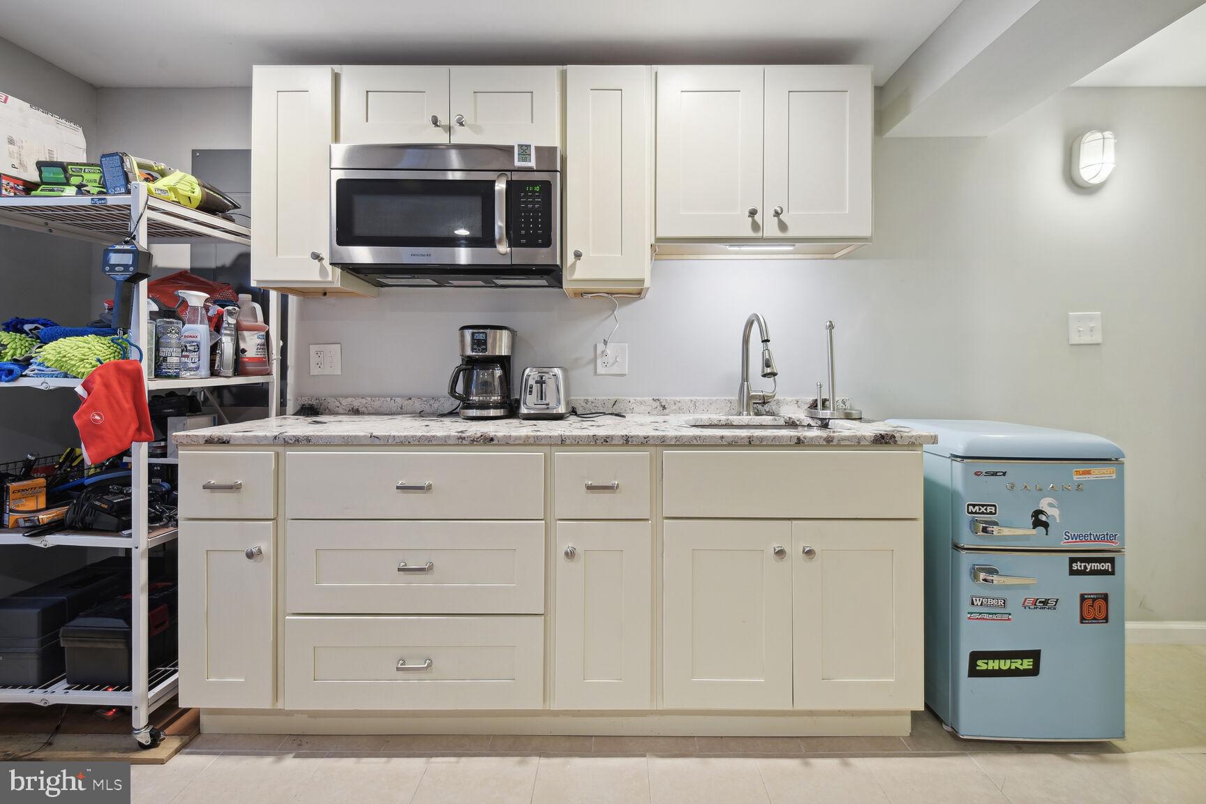 1247 Underwood St NW