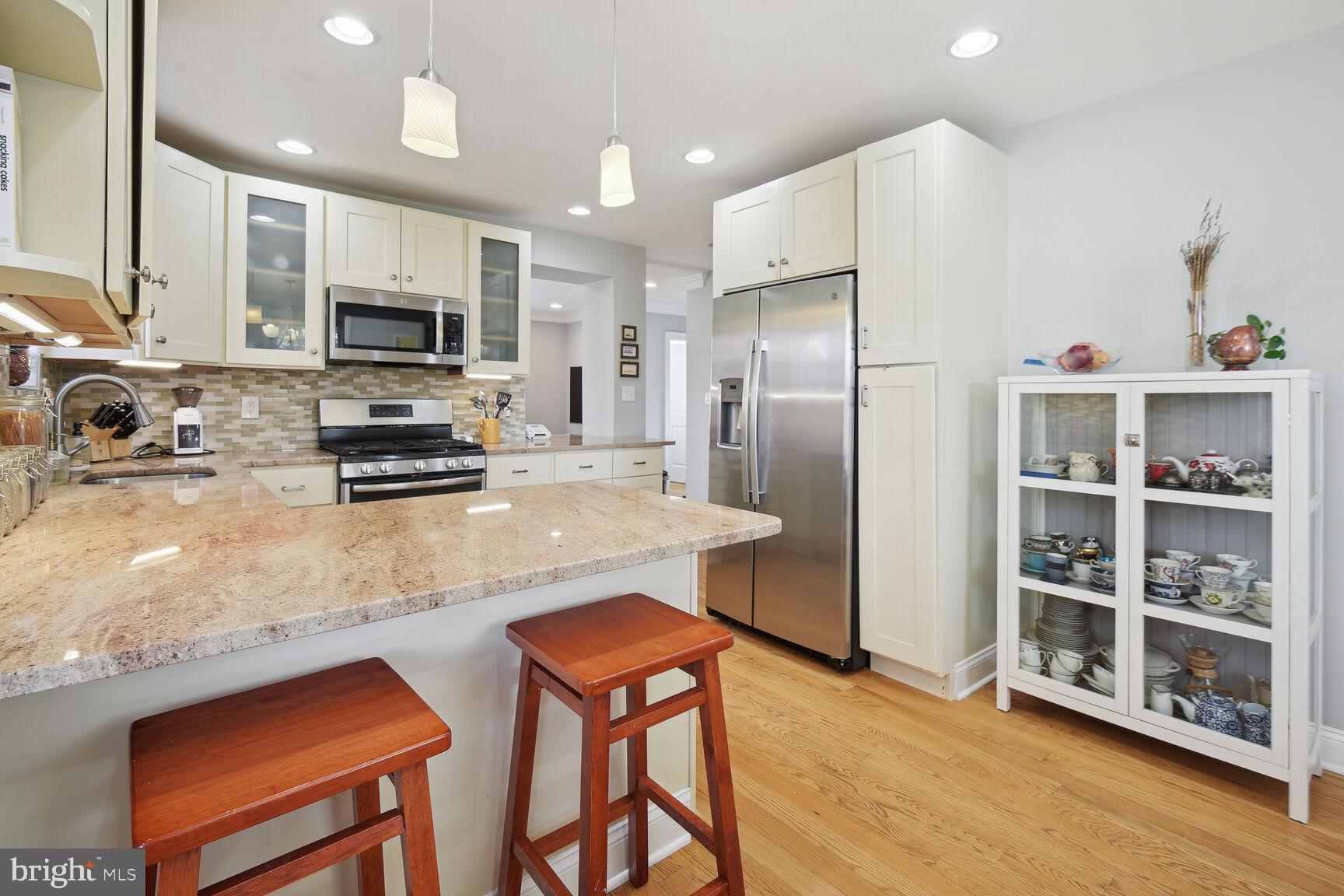 1247 Underwood St NW