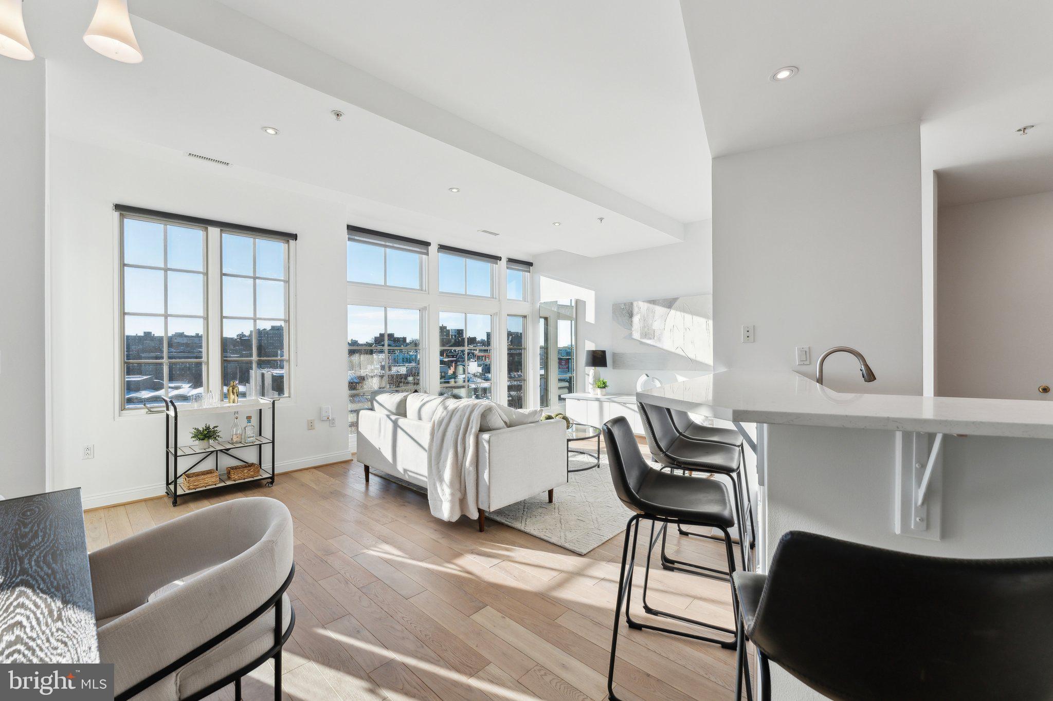 2200 17th St NW #210