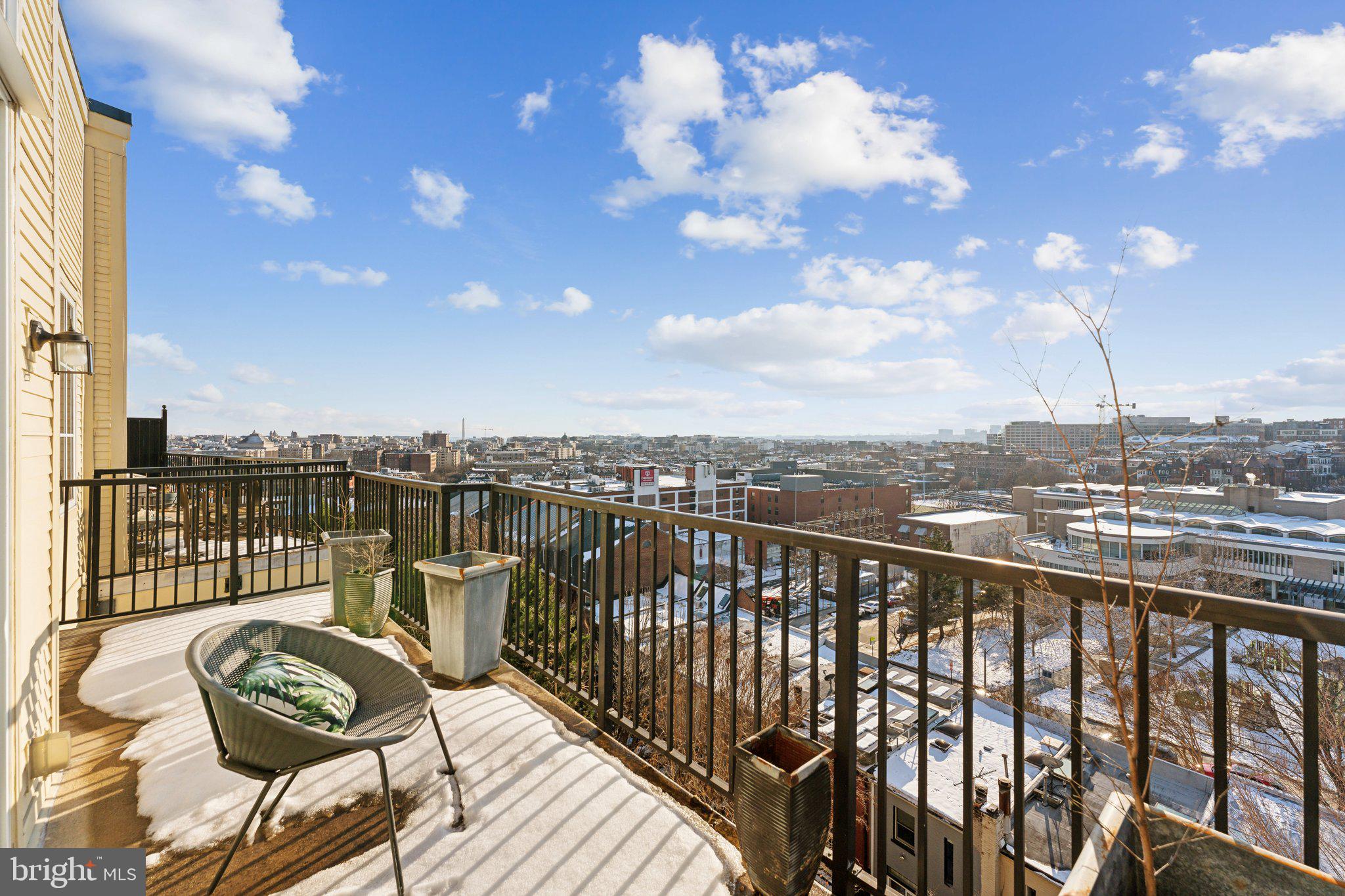 2200 17th St NW #210