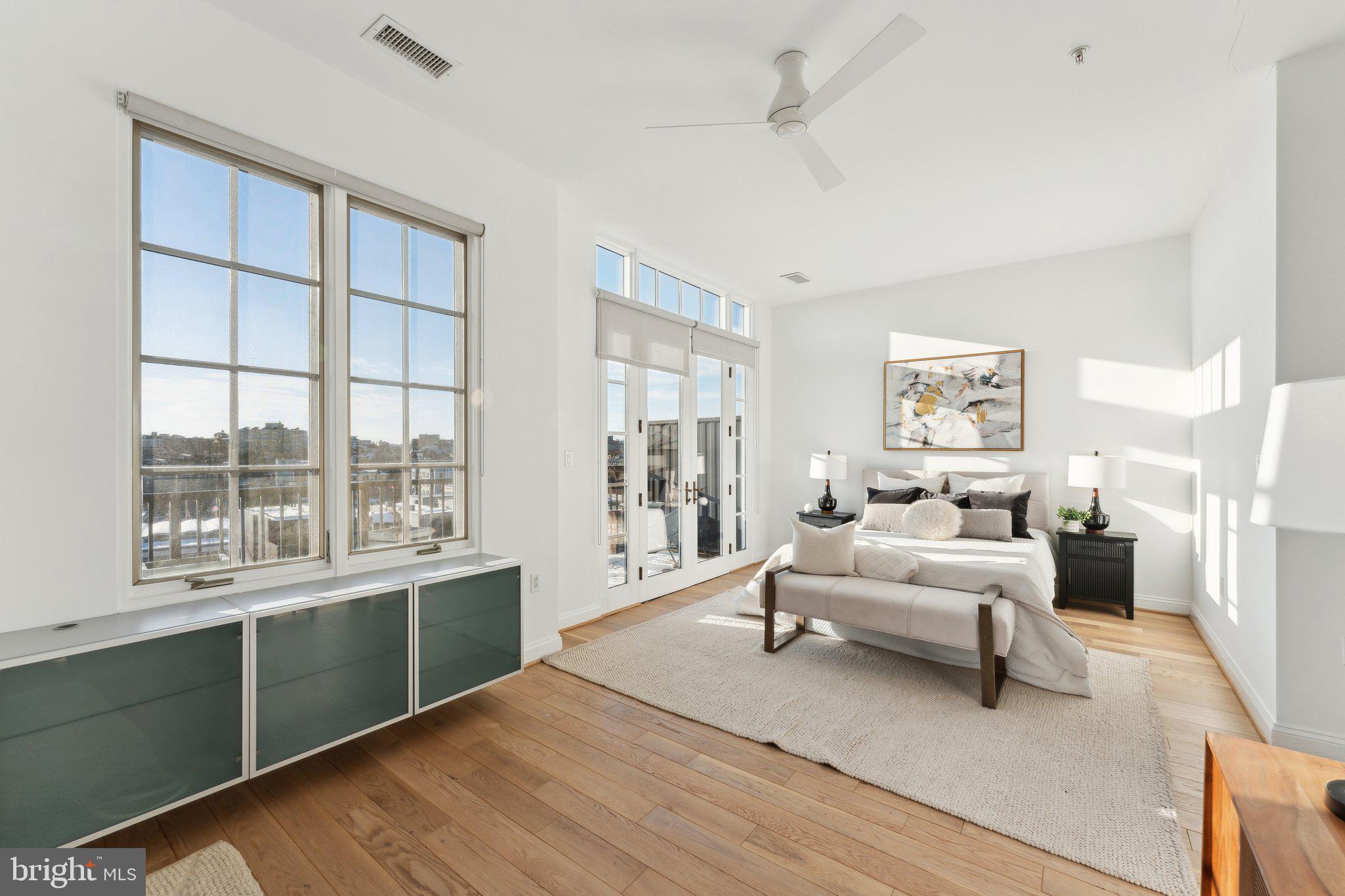 2200 17th St NW #210