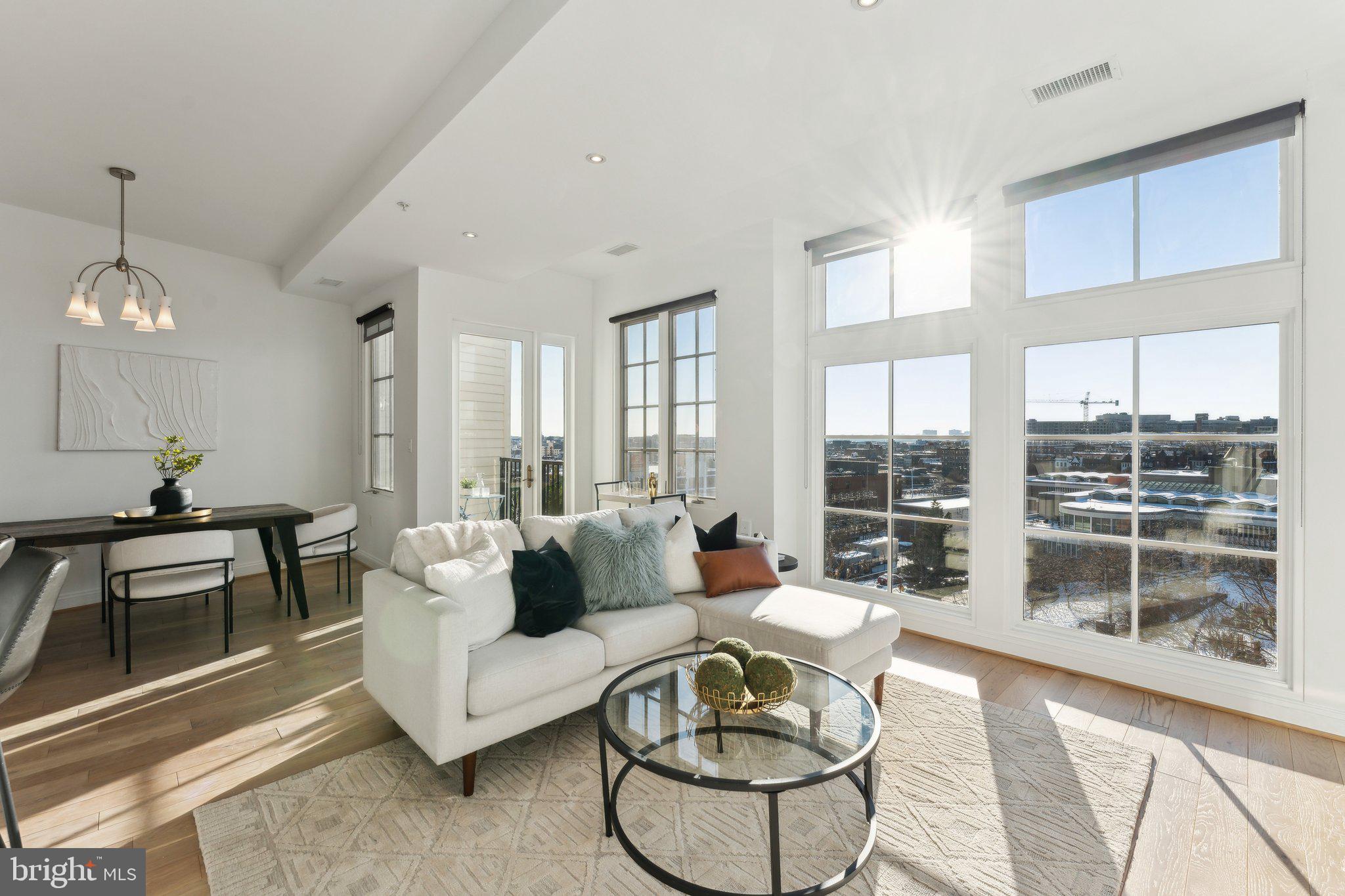 2200 17th St NW #210