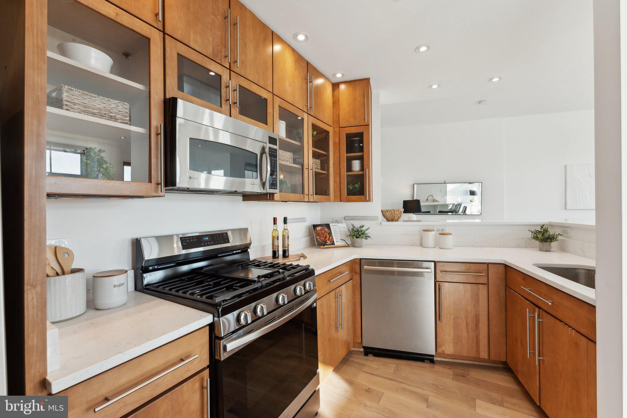 2200 17th St NW #210