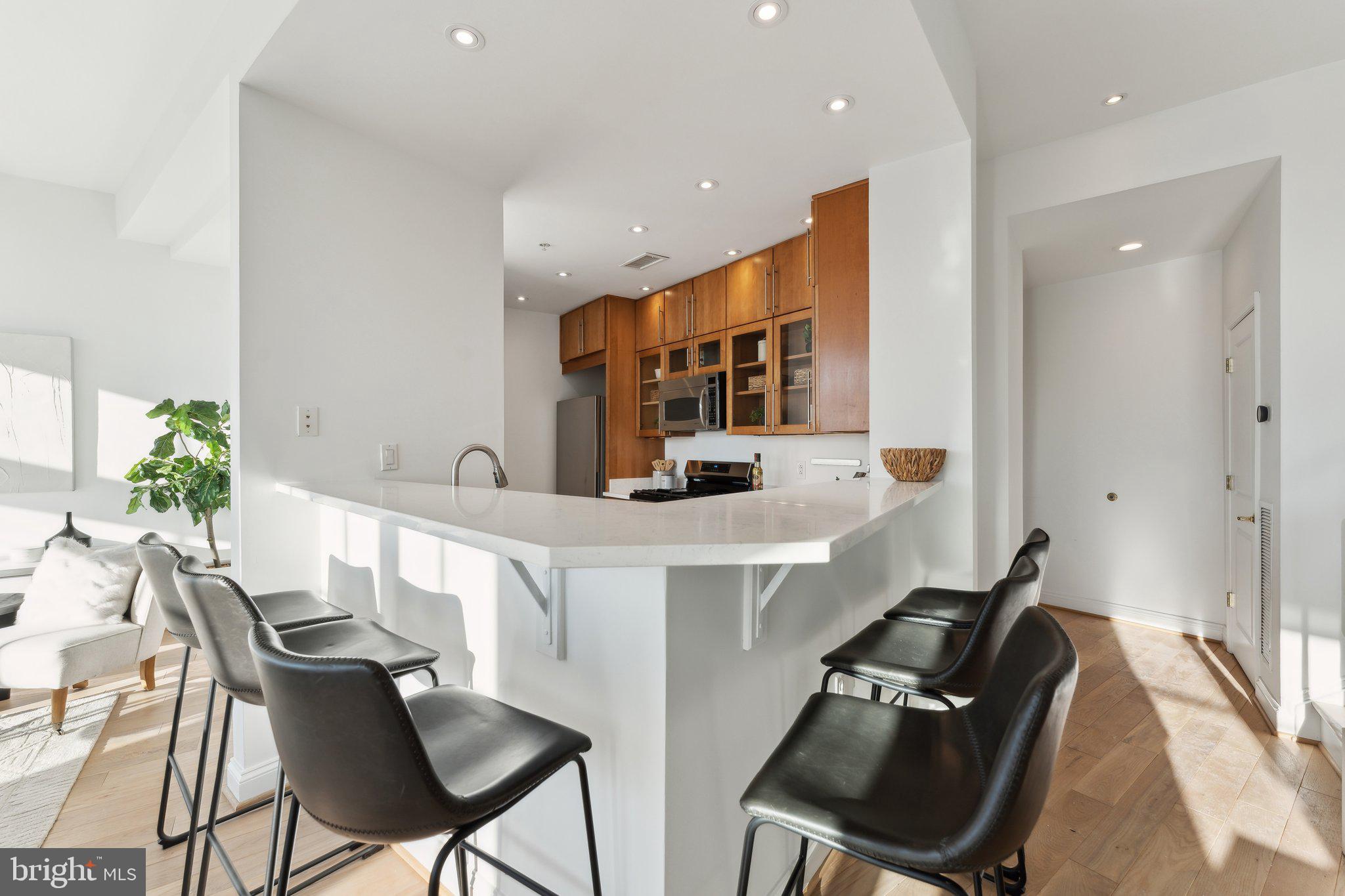 2200 17th St NW #210