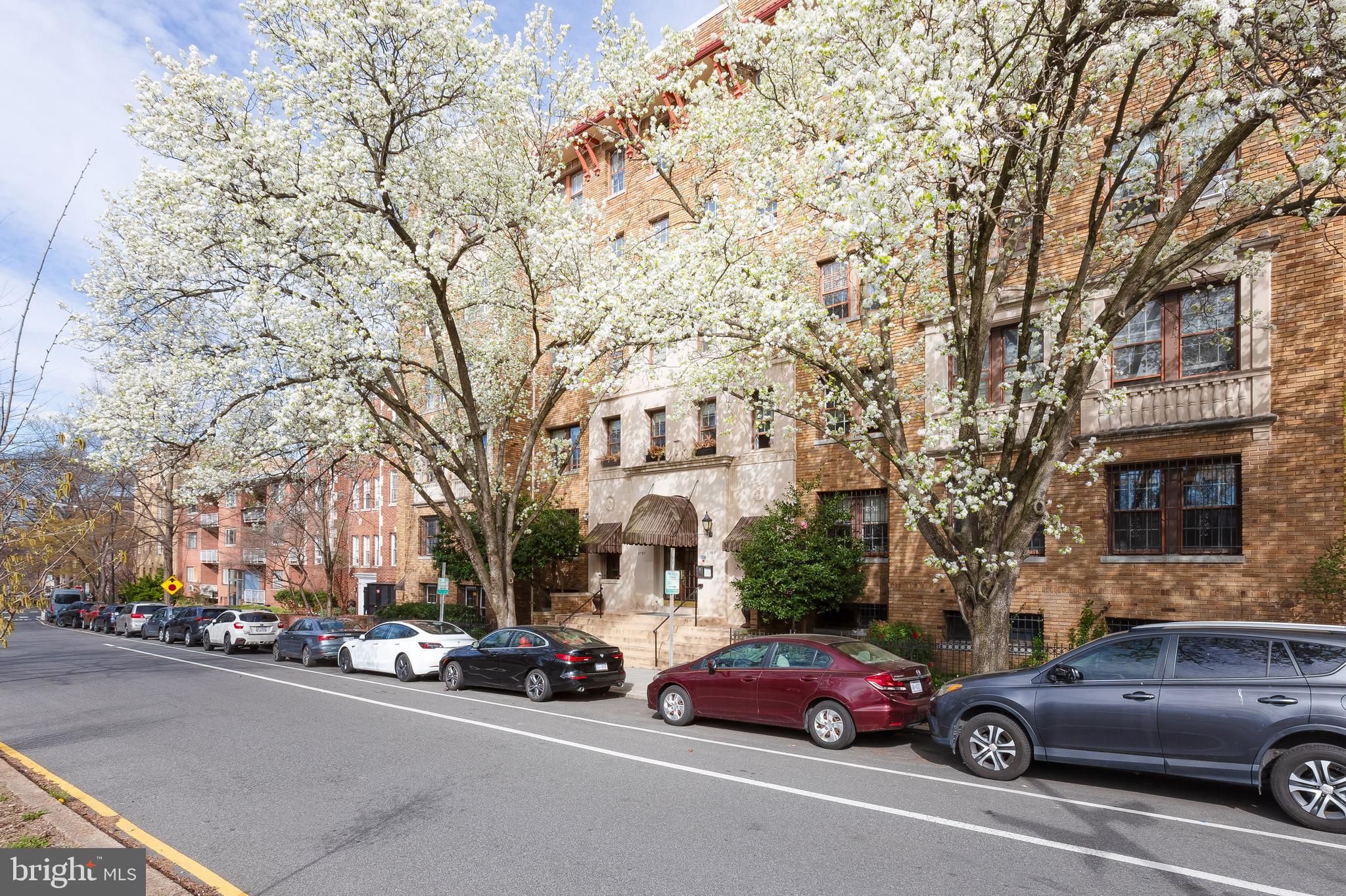 2707 Adams Mill Rd NW #208