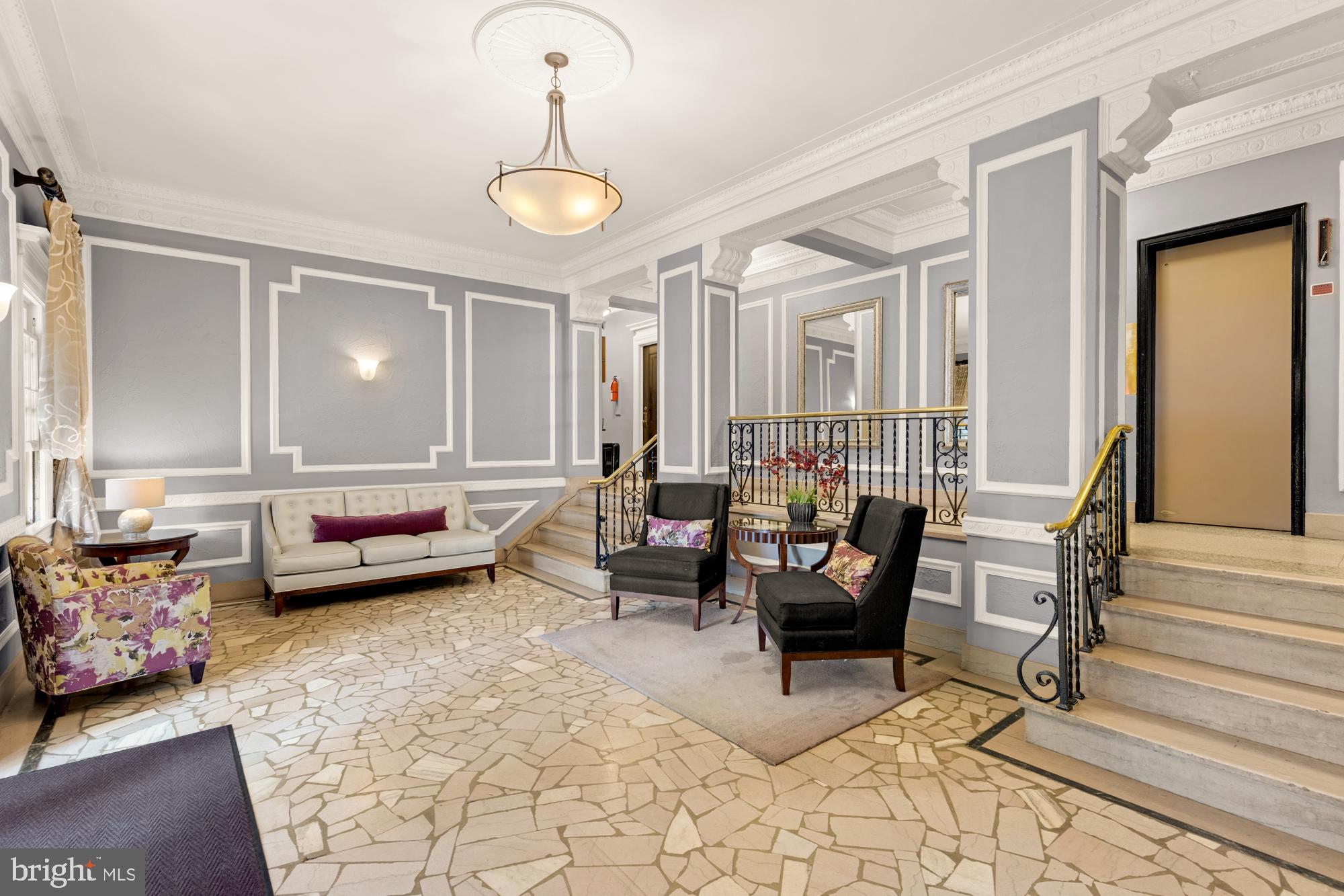 2707 Adams Mill Rd NW #208