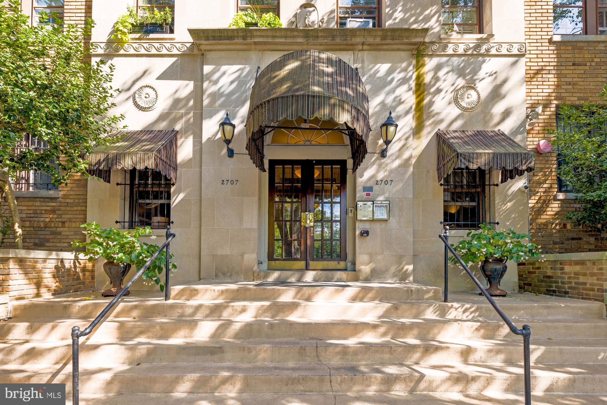 2707 Adams Mill Rd NW #208