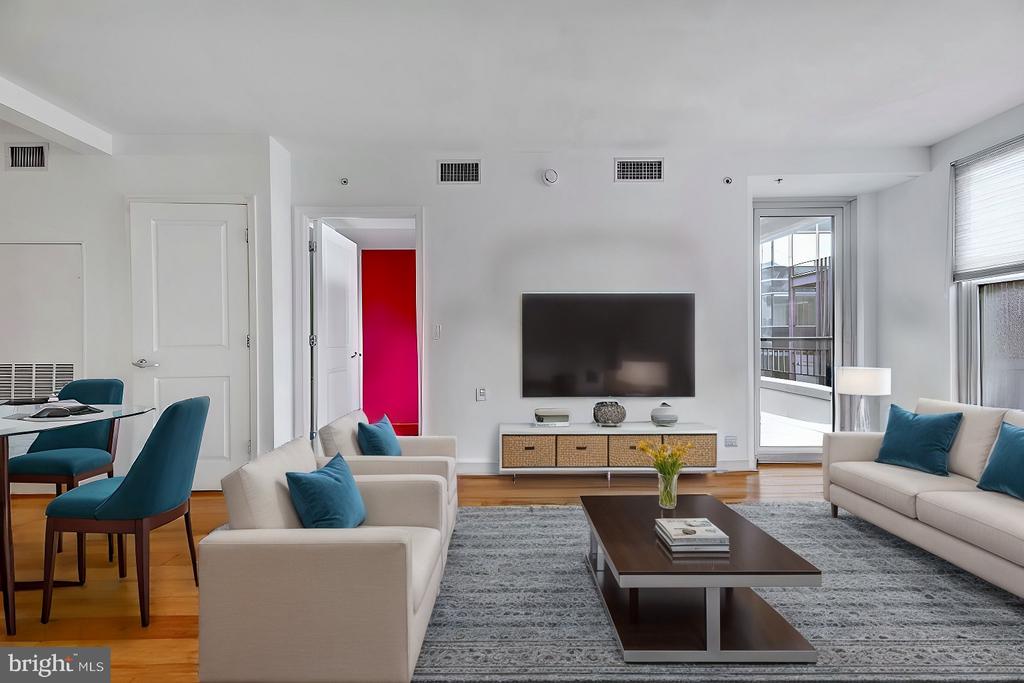 915 E St NW #909