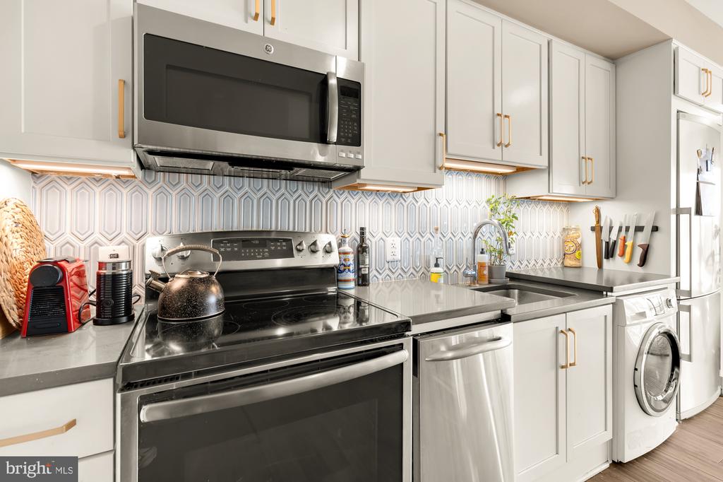 3205 GEORGIA AVE NW #301