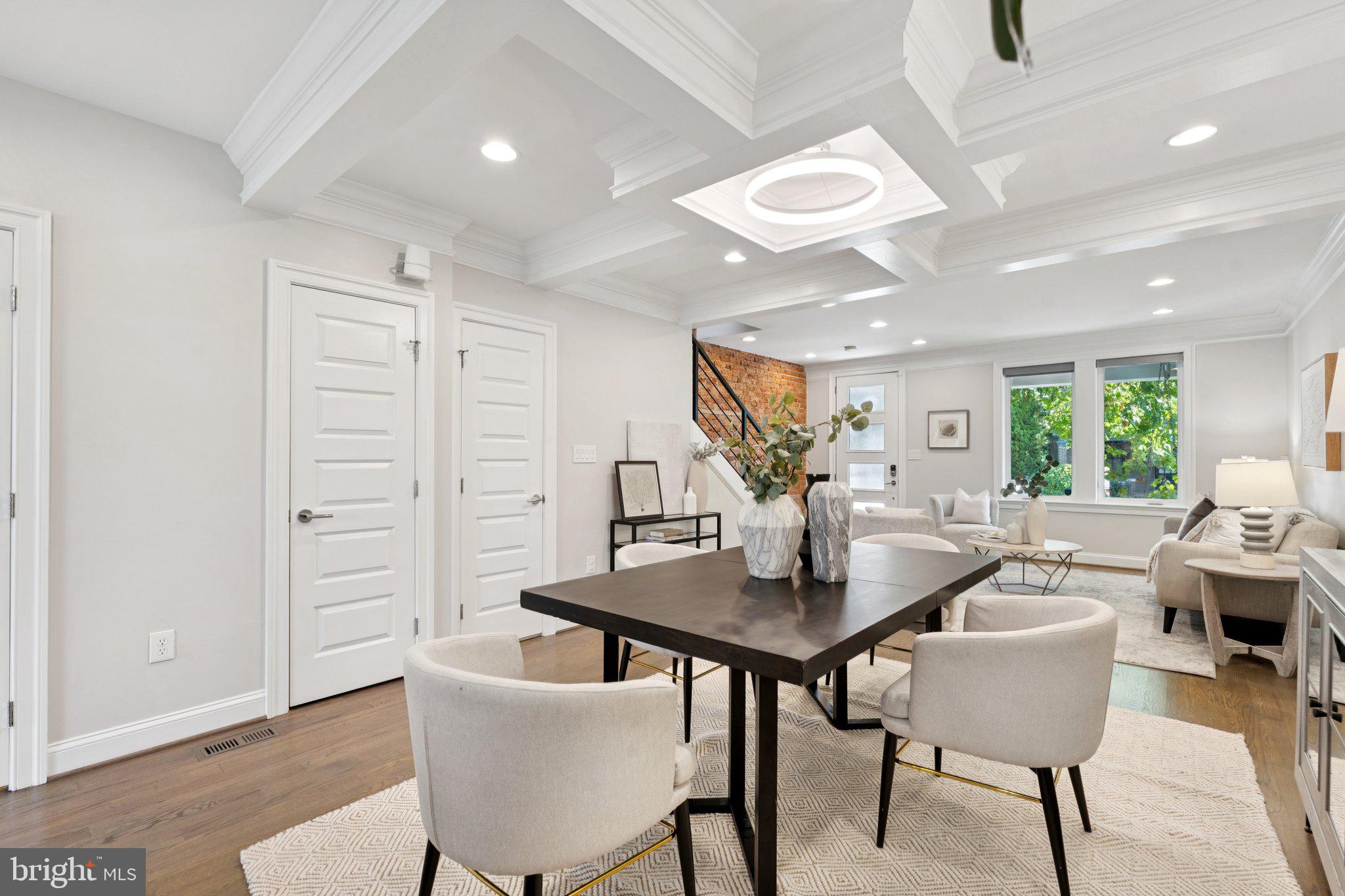 929 QUINCY STREET NW