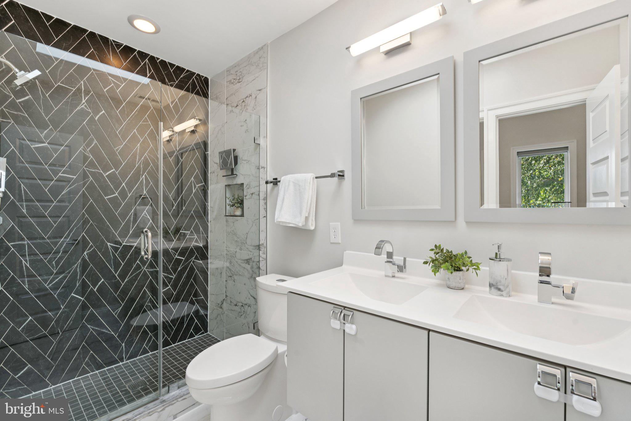 929 QUINCY STREET NW